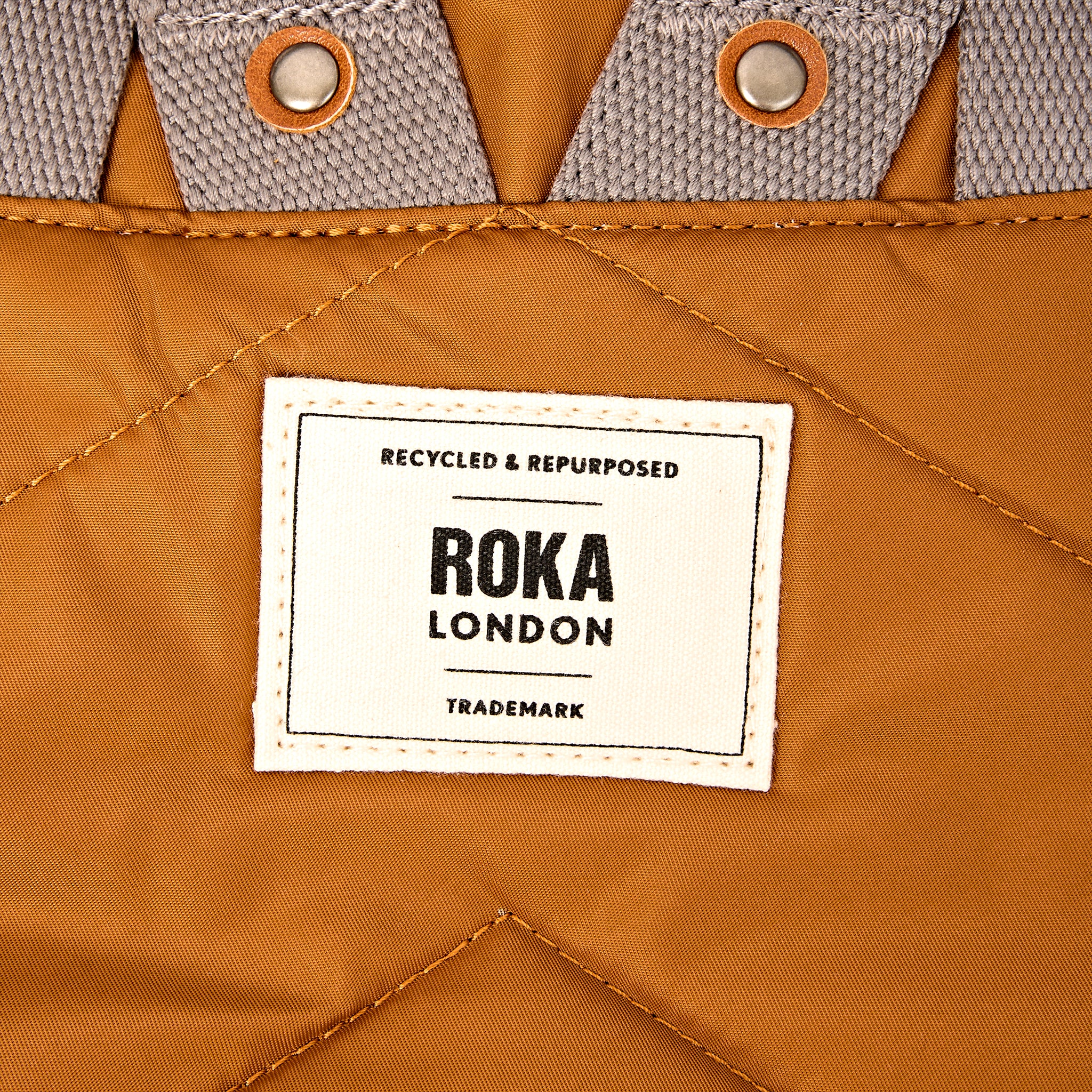 Roka London Bayswater Umbrella ryggsekk Medium Biscuit
