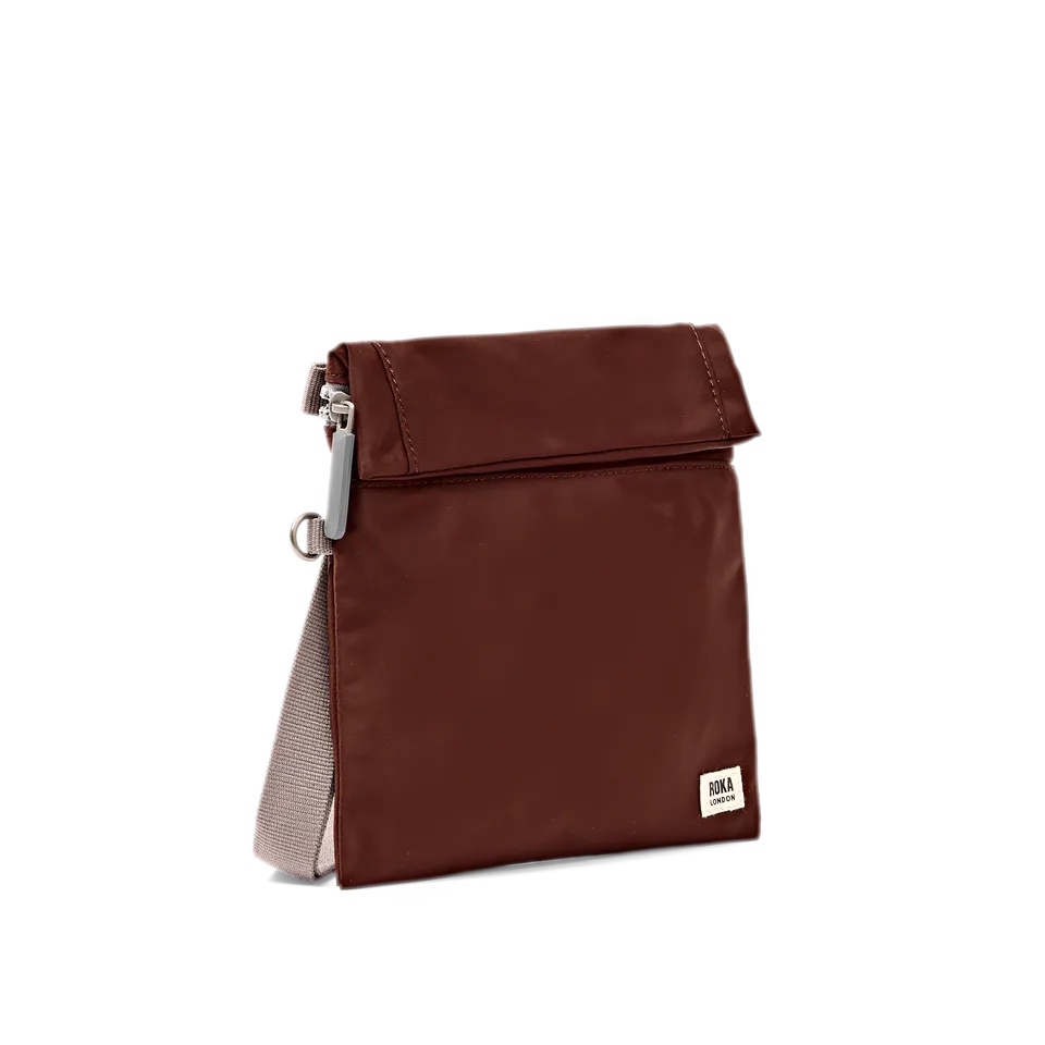 Roka Stratford skulderveske Small 0,5 liter brun
