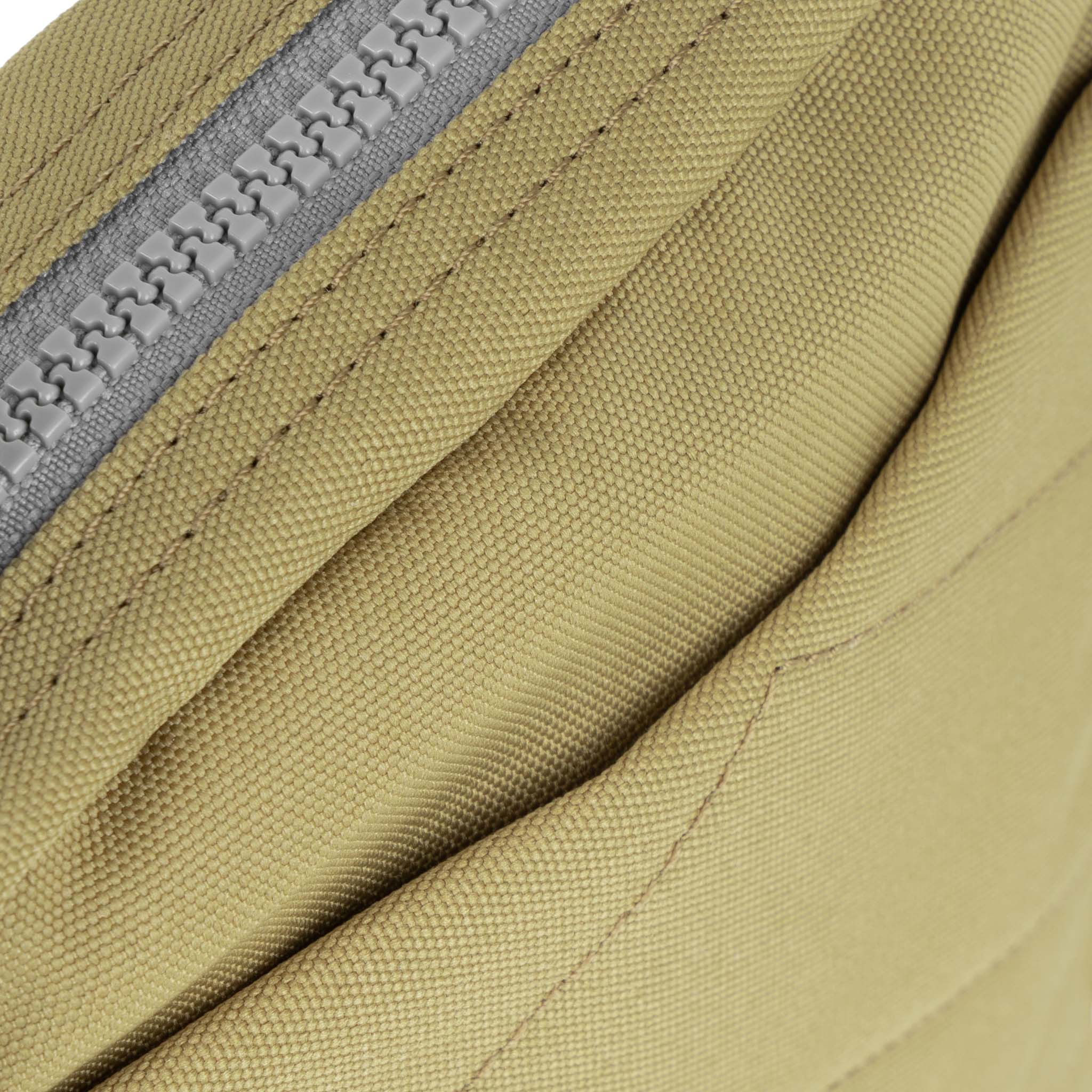 Roka London Bond Pocket skulderveske Small khaki vanntett