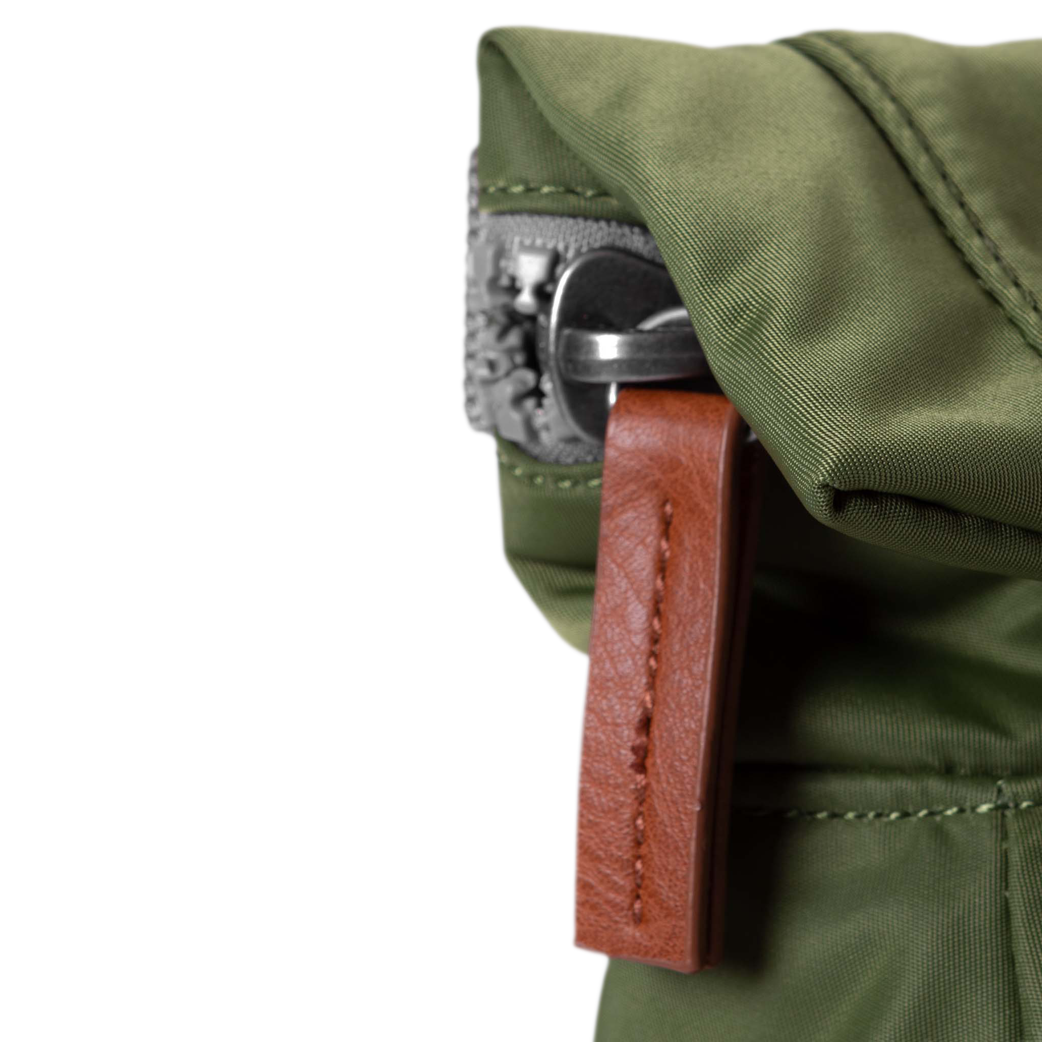 Roka London Canfield roll top ryggsekk avocado