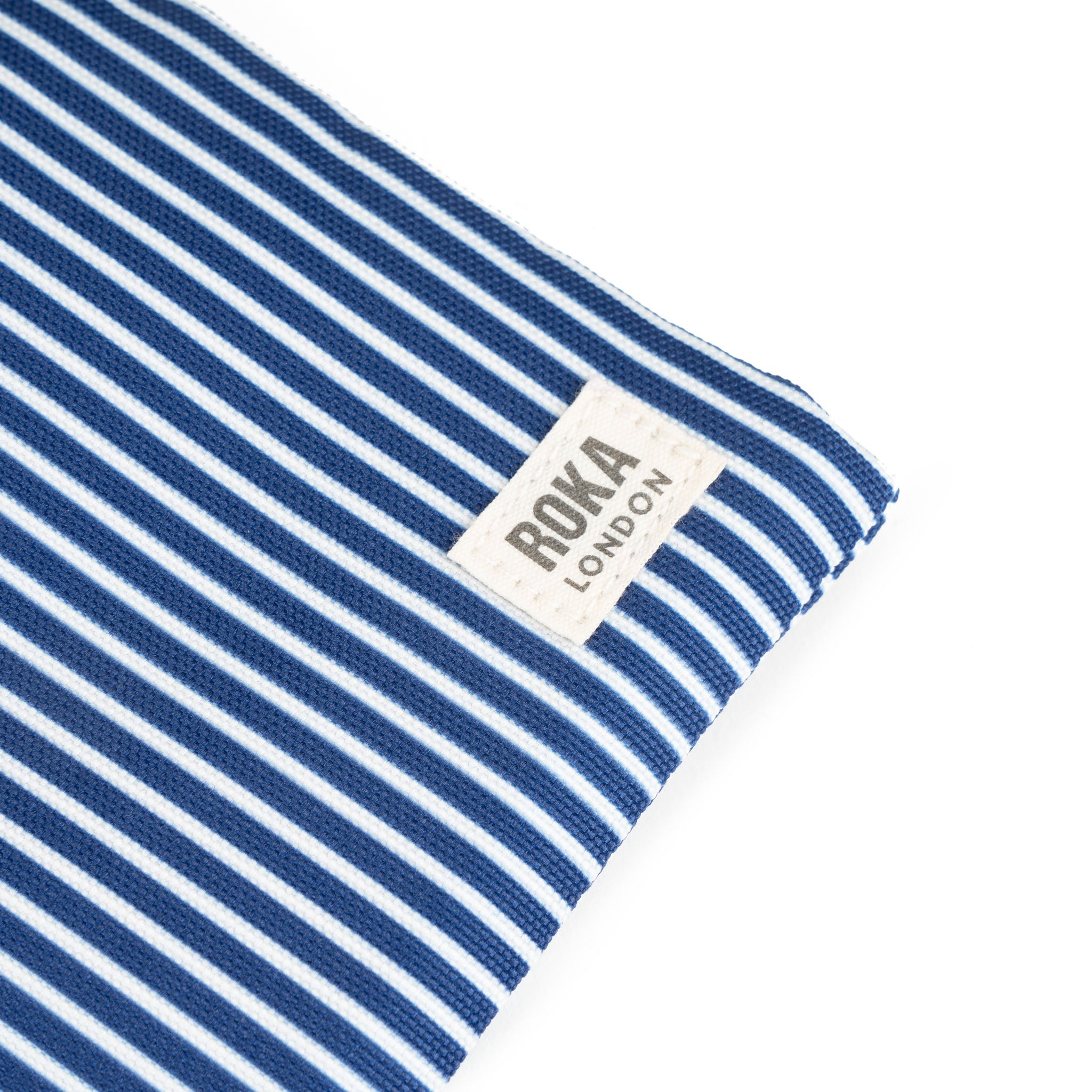 Roka London Chelsea mobilveske XS Blue Hickory 0,3 liter