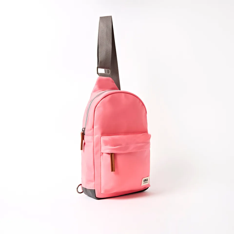 Roka Willesden Large crossbody 5 liter pink lemonade