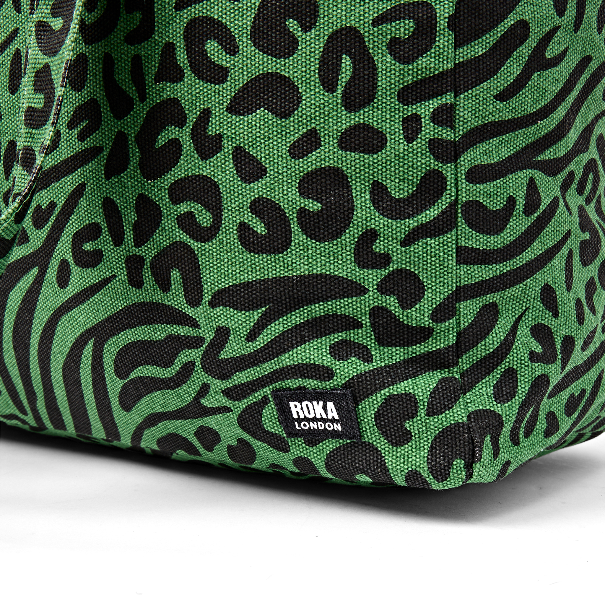 Roka London Sloane Artichoke skulderveske Medium 24,4 l