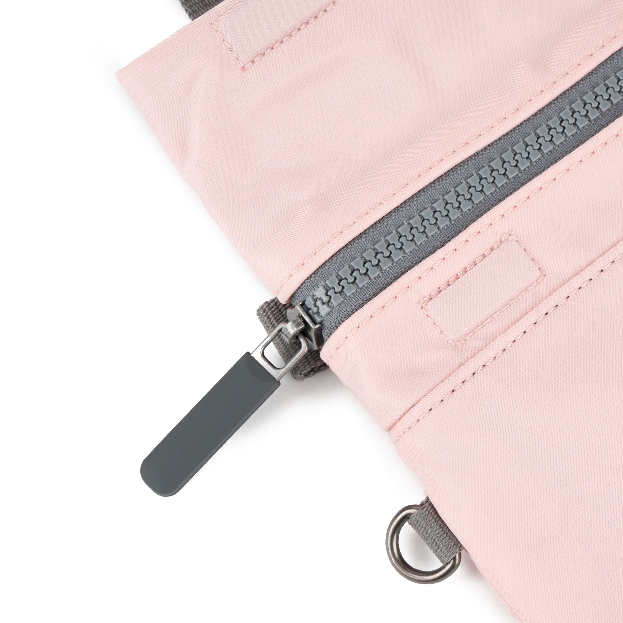 Roka London Stratford crossbody small 0,5 liter english rose