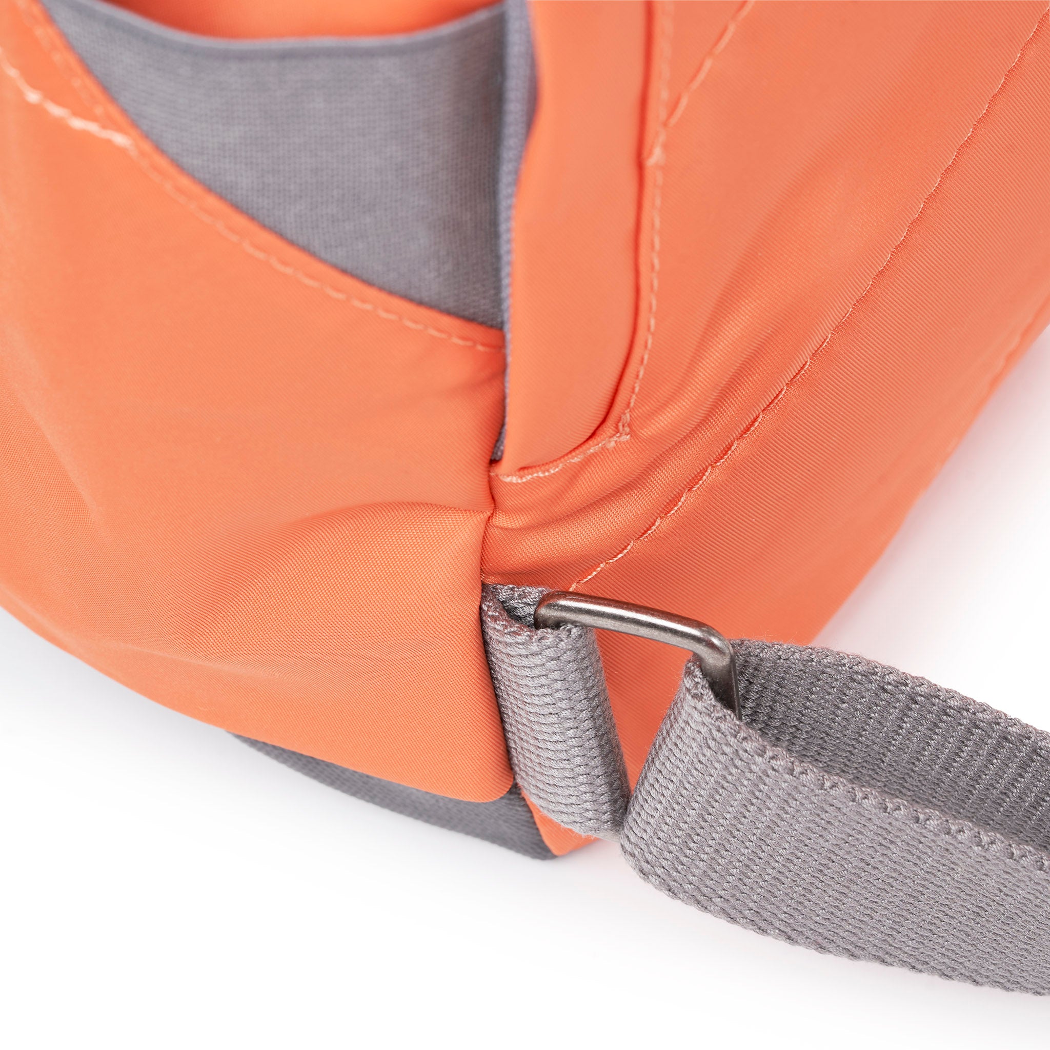 Roka London Canfield Small ryggsekk 9,8 liter rulltopp