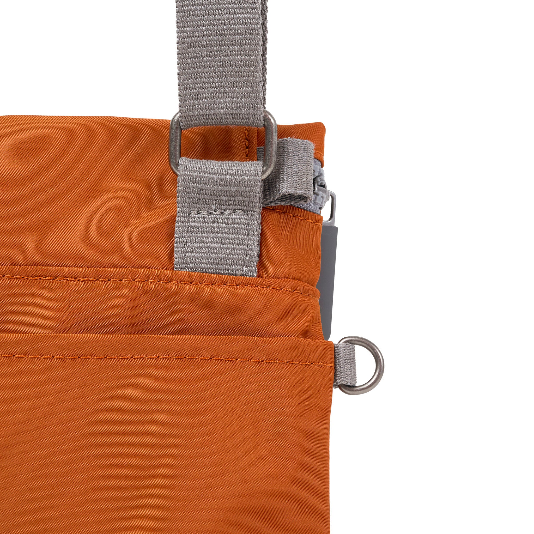 Roka London Stratford crossbody 0,5 liter Bran sling