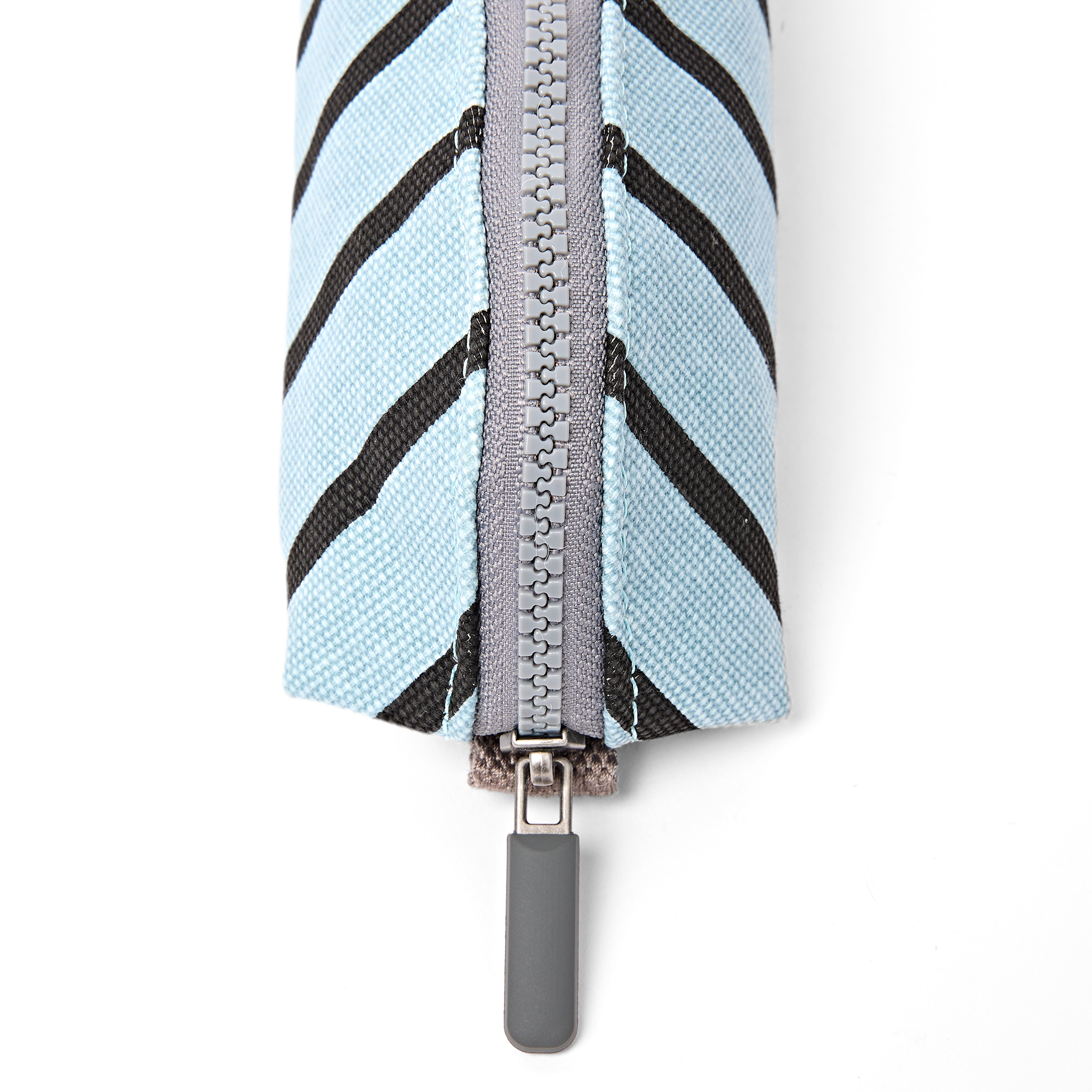 Roka London Tate etui small blå stripe bomullscanvas
