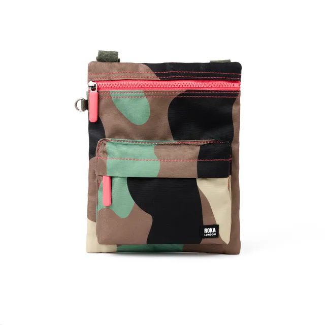Roka London Chelsea skulderveske vintage camo 0,6 l