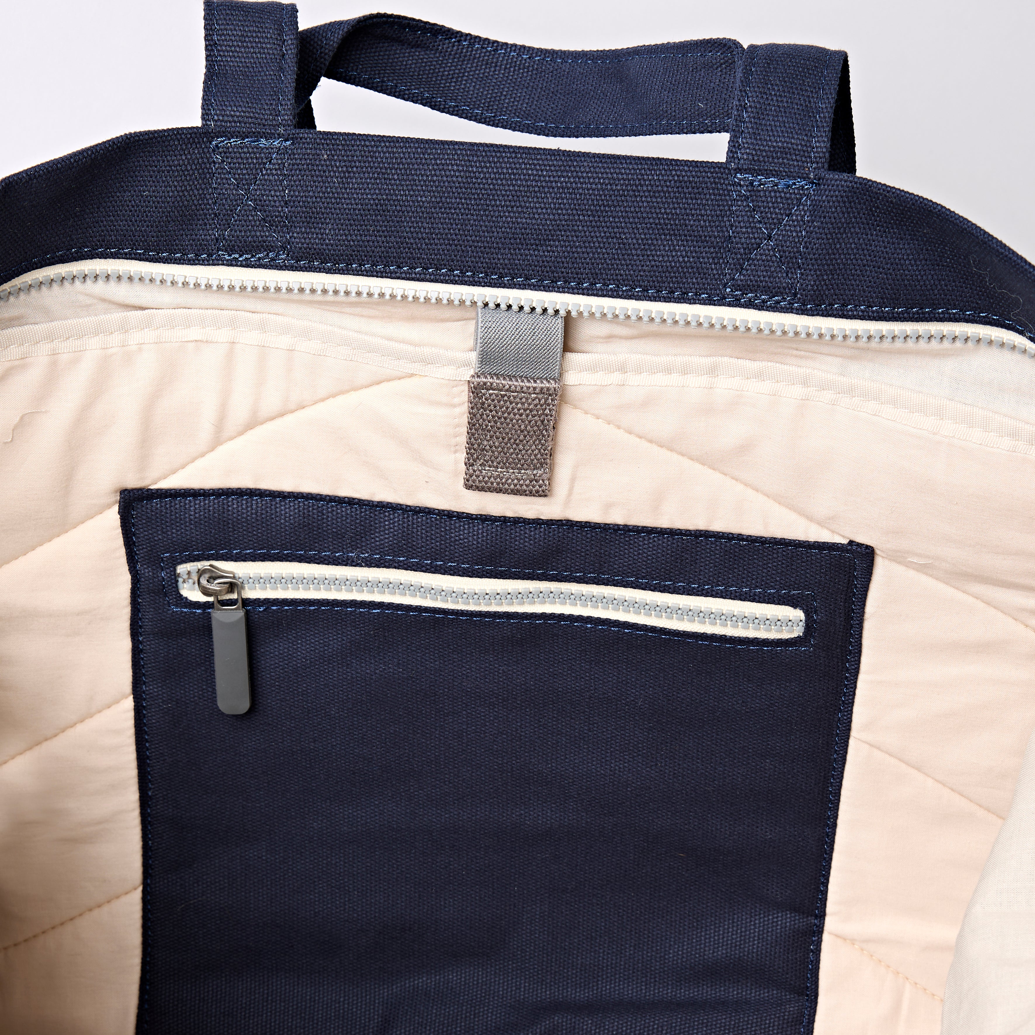 Roka London Marylebone tote large midnight 43,4 liter