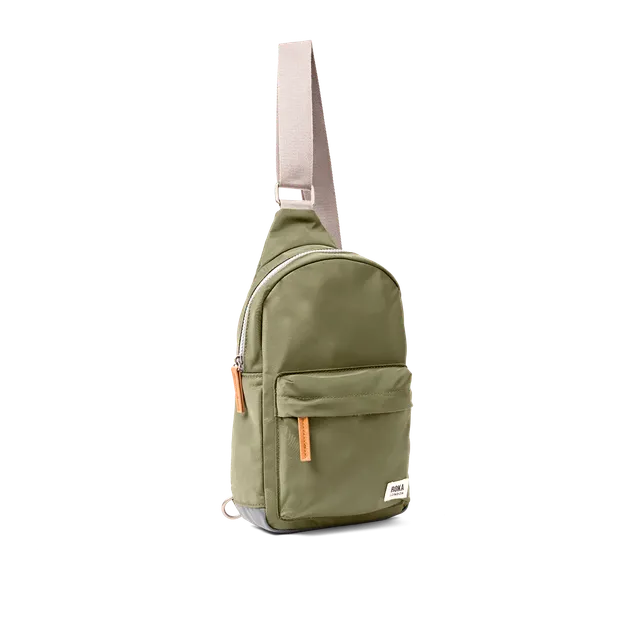 Roka London Willesden slingveske Large Chive 5,0 liter