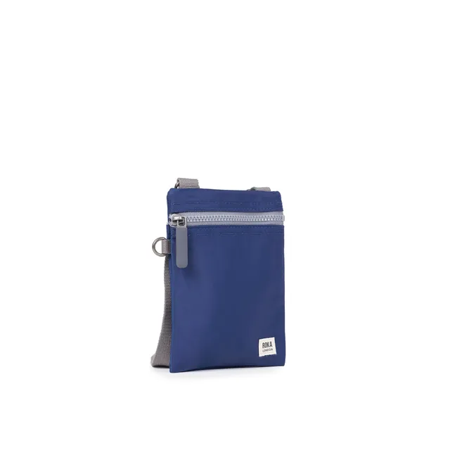 Roka London Chelsea XS mobilveske Crisp Blue nylon