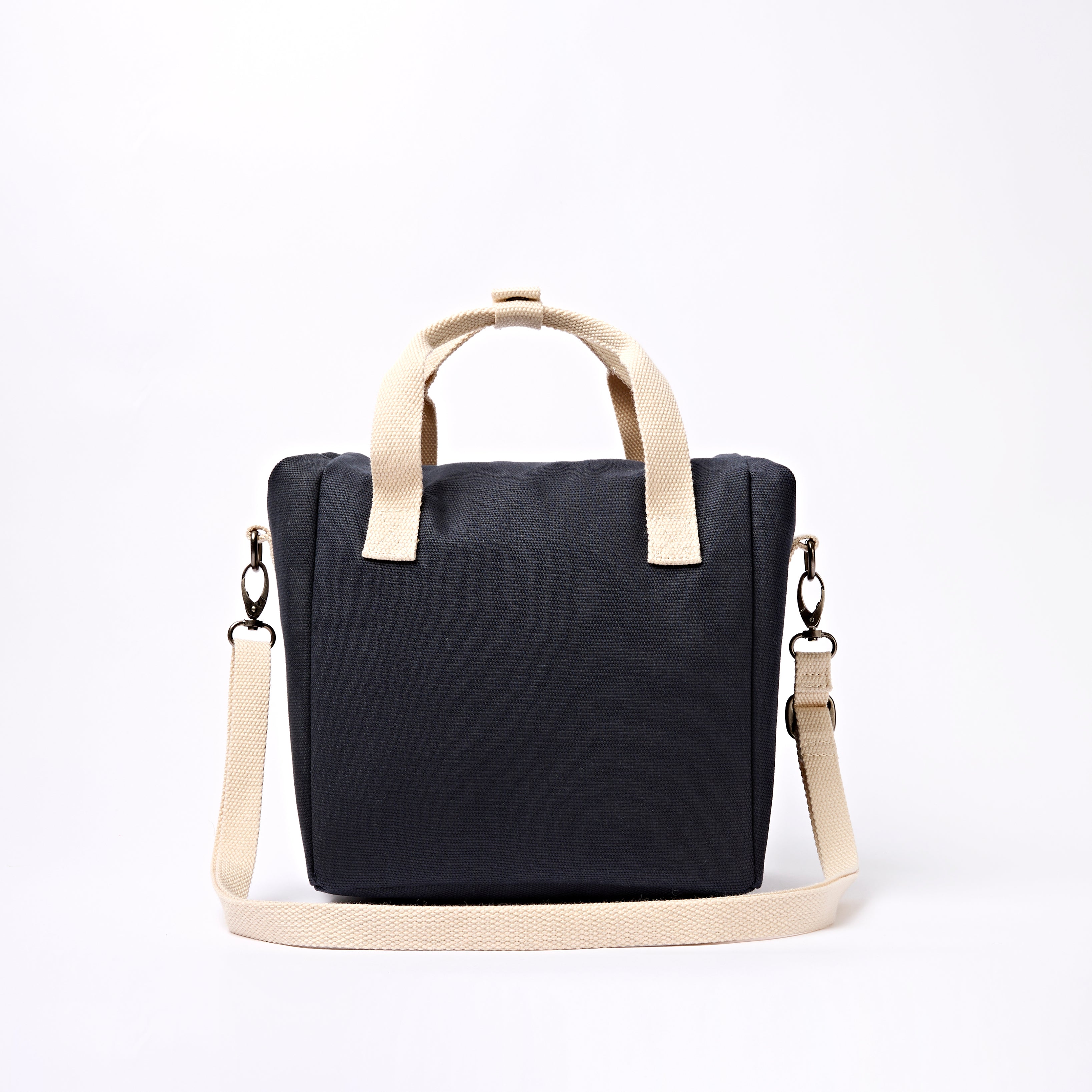 Roka London Hampstead lunsjbag smoke 7,4 liter isolert
