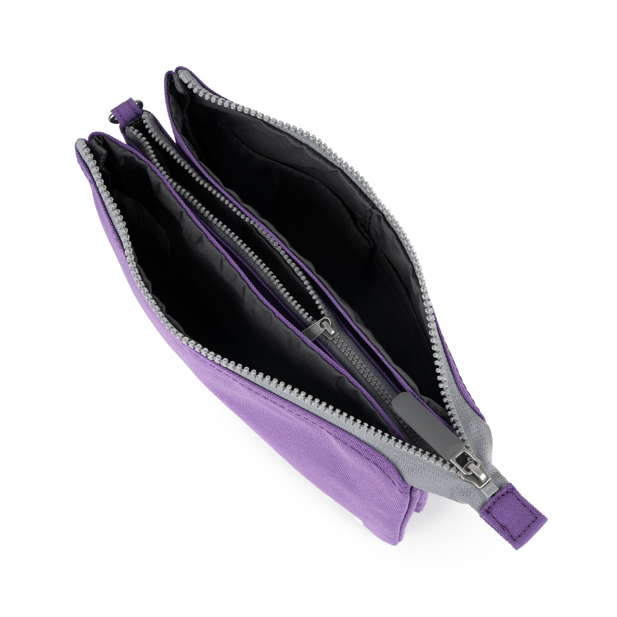 Roka London Carnaby XL crossbody-veske lilla vanntett