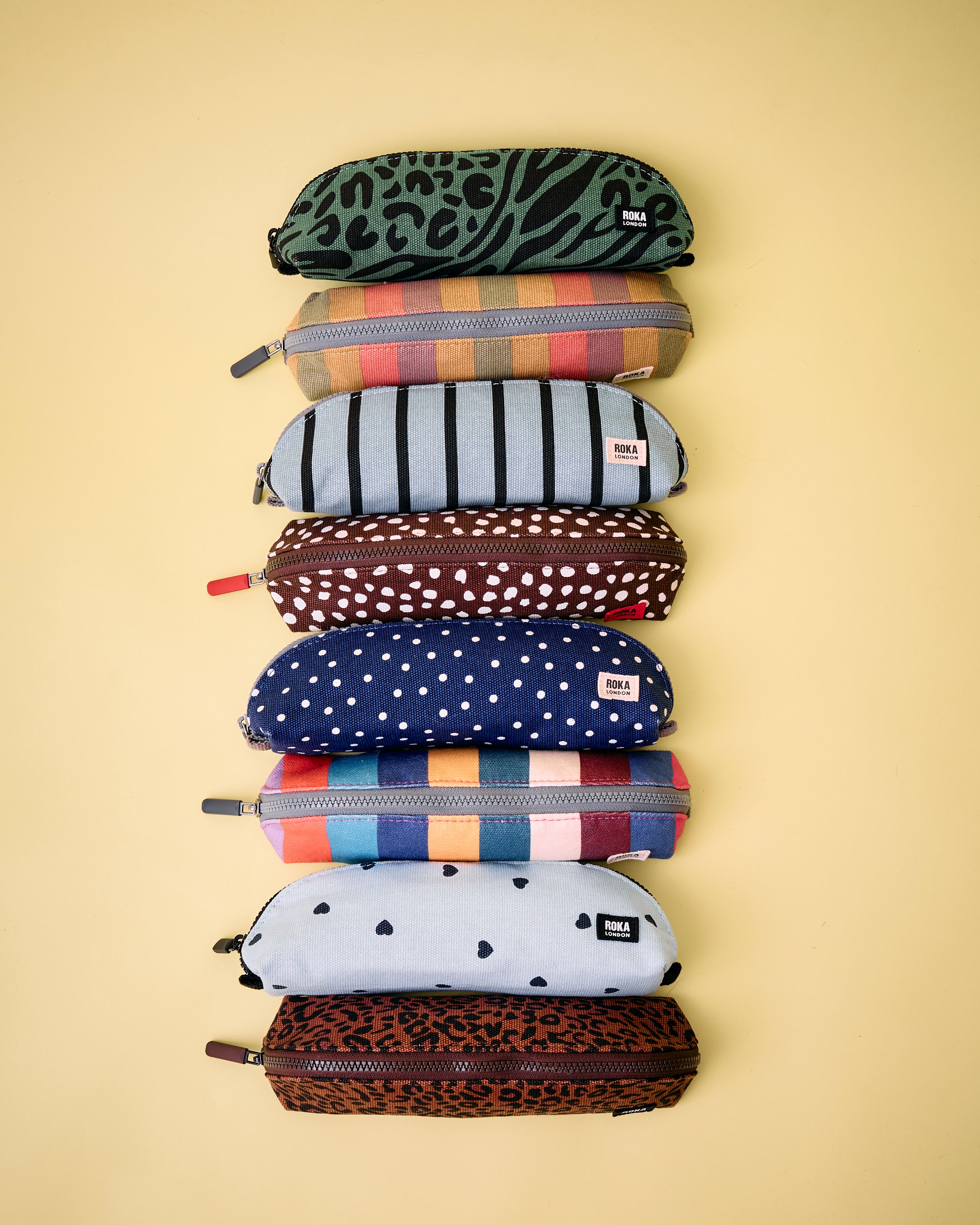 Roka London Tate pouch animal artichoke liten bomull