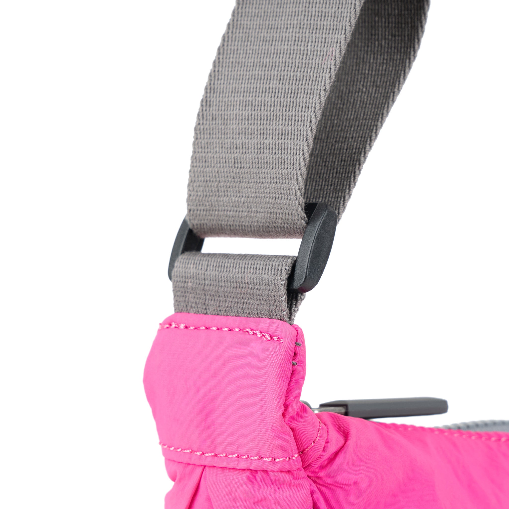 Roka London Farringdon skulderveske small hot pink vanntett