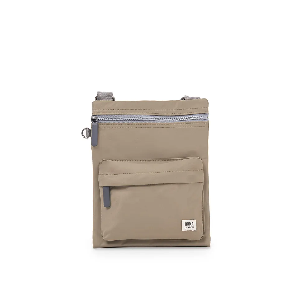 Roka London Chelsea B crossbodyveske taupe medium værbestandig