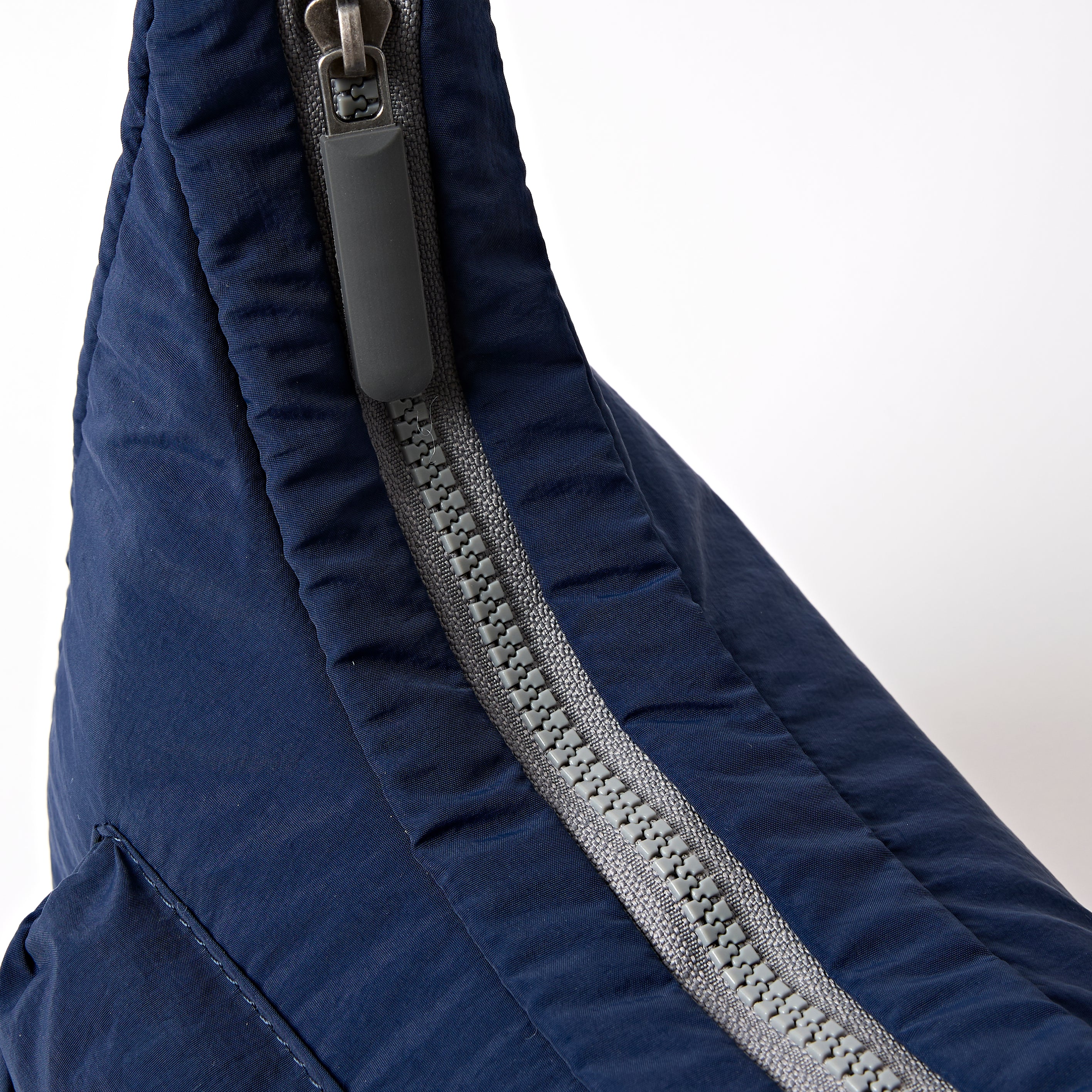 Roka London Belsize Small håndveske midnight vanntett