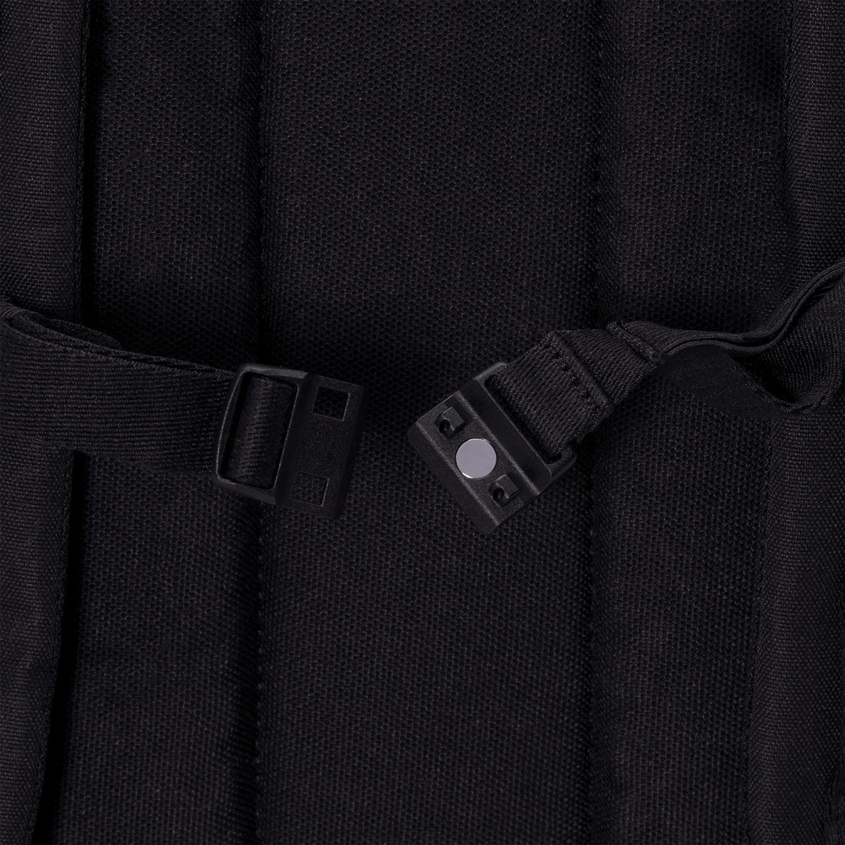 Ucon Acrobatics Chest Strap bryststropp magnetisk