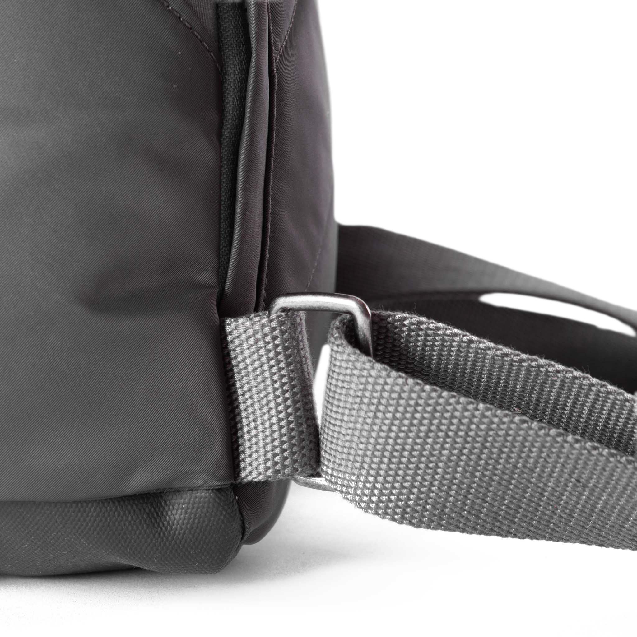 Roka London Canfield Roll Top ryggsekk Graphite Medium vanntett