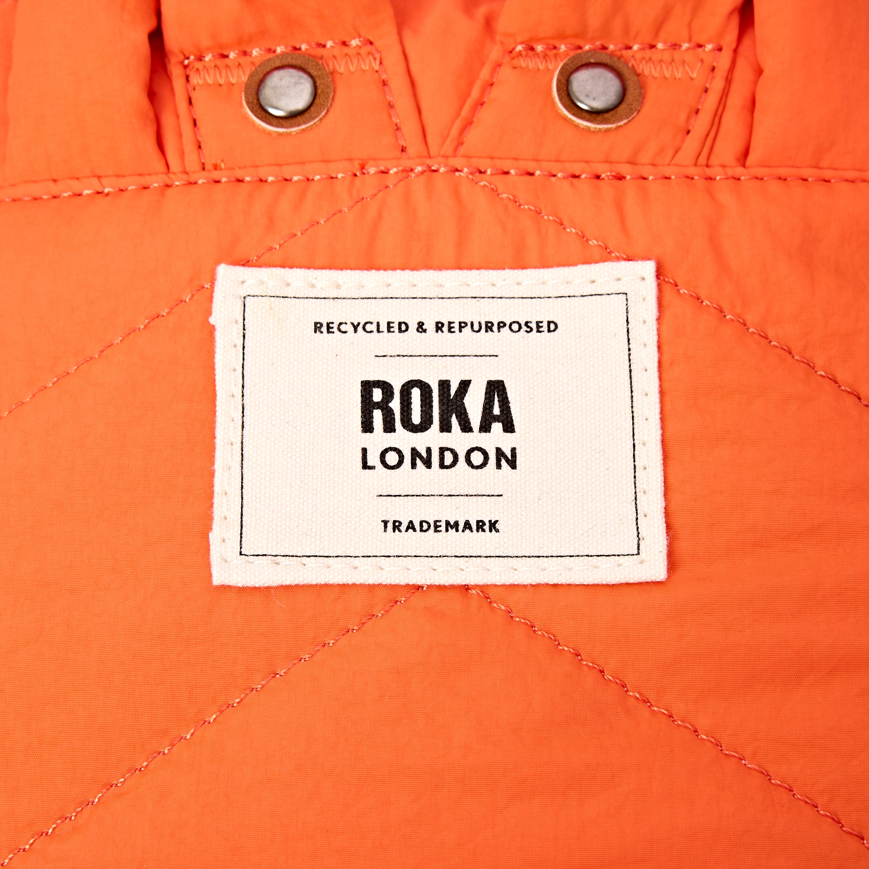 Roka Bantry XS ryggsekk 5,8 liter Retro Tangerine Puffy