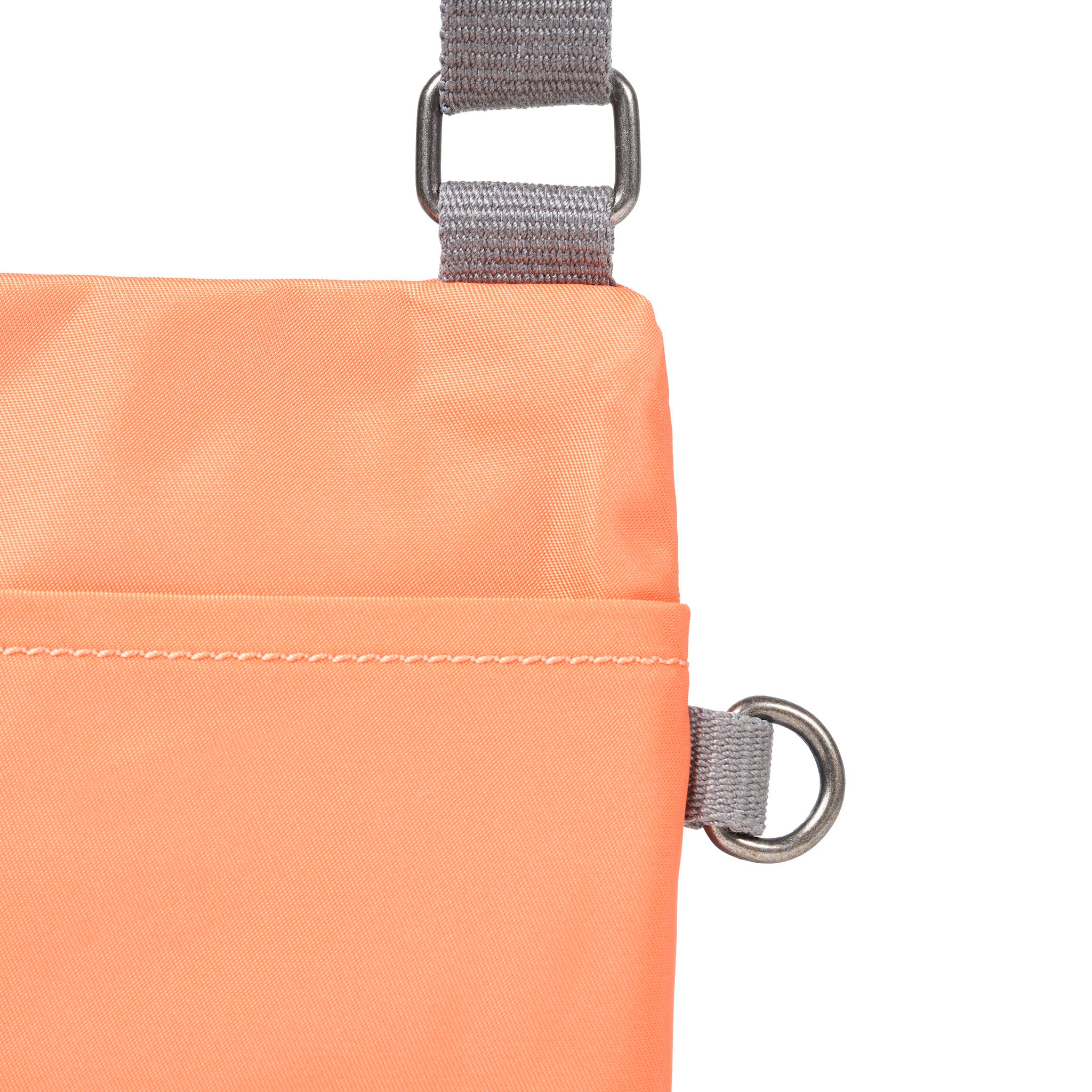 Roka London Chelsea Pocket Sling skulderveske XS 0,3L Firecracker