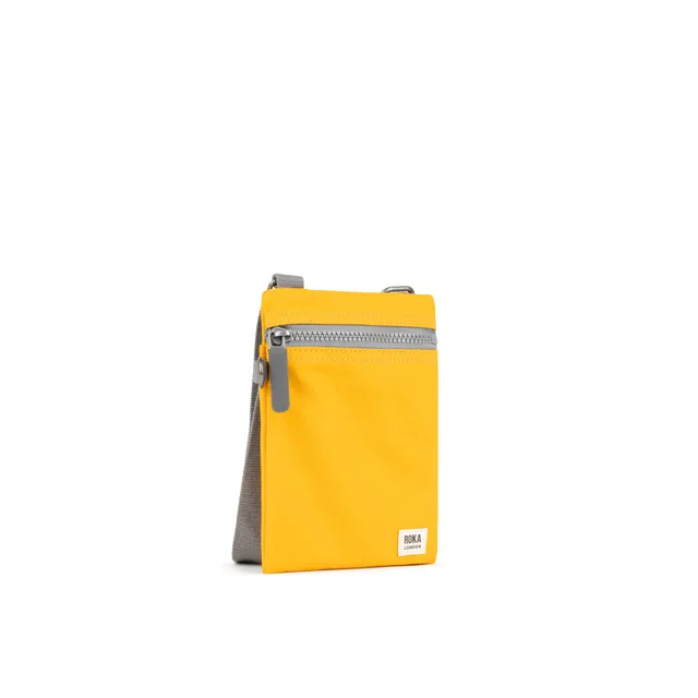 Roka Chelsea slingveske 0,3 liter Saffron XS