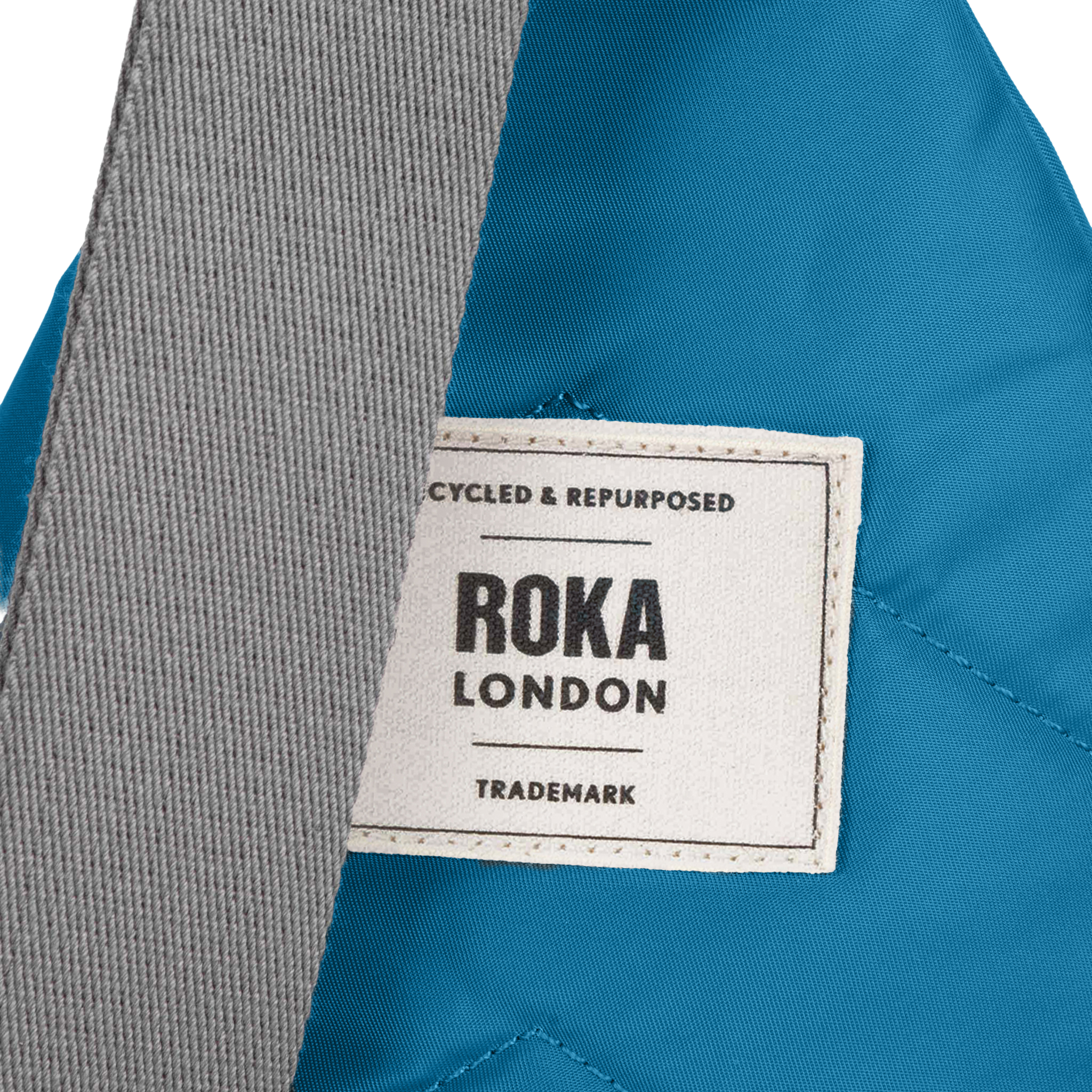 Roka London Willesden slingbag large 5 liter marineblå
