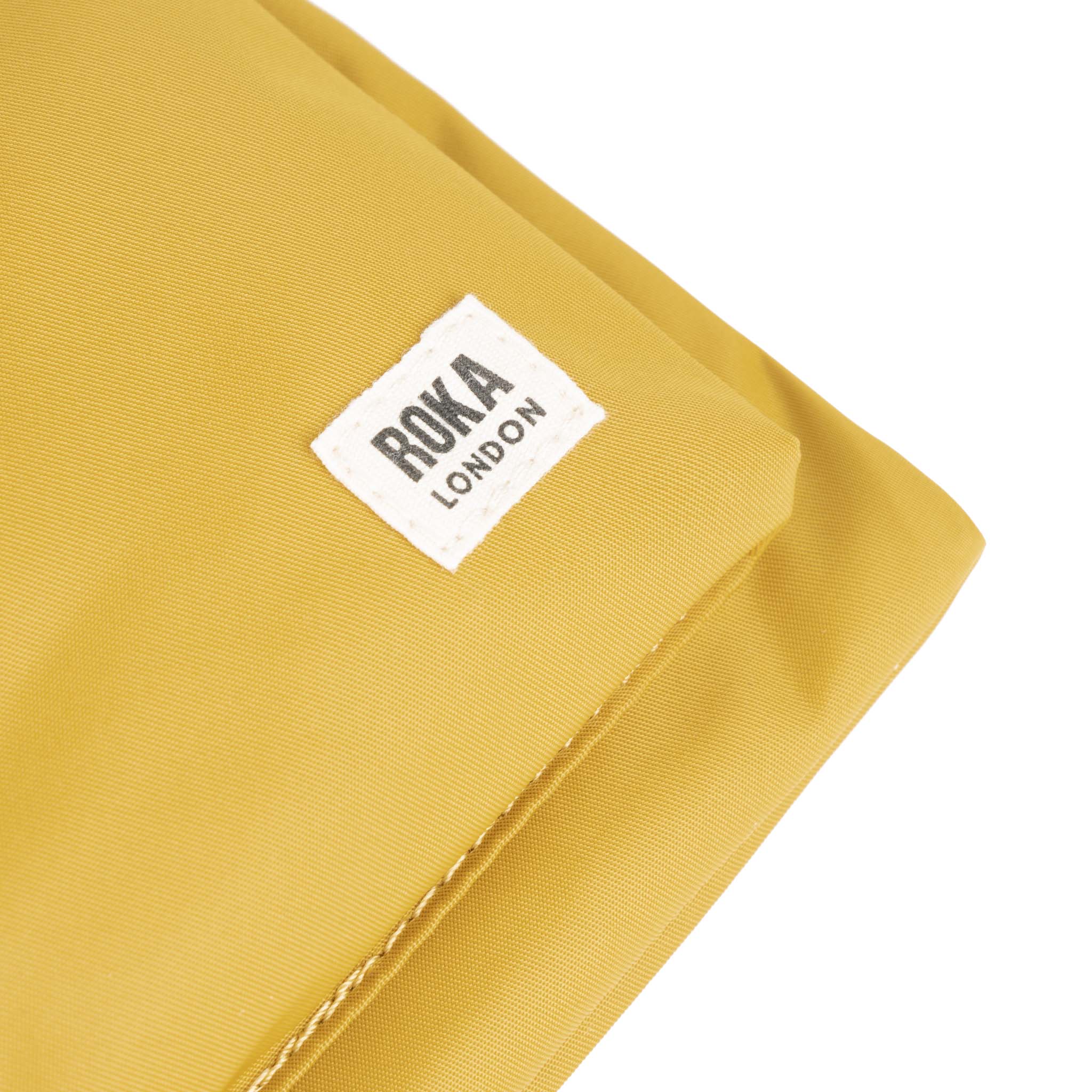 Roka London Chelsea B skulderveske corn medium 0,6L