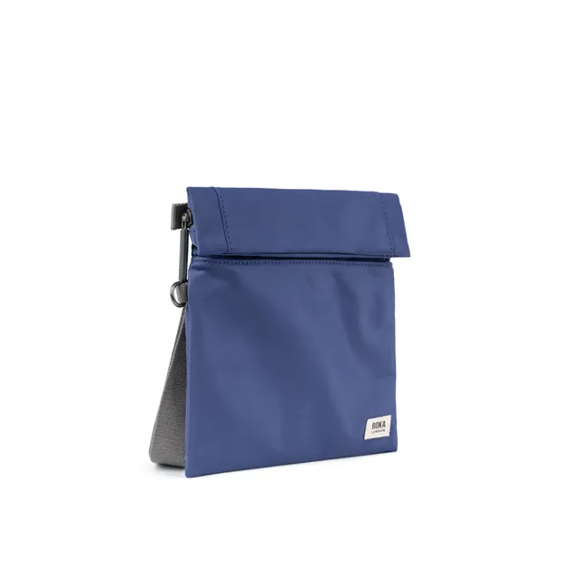 Roka London Stratford crossbody indigo small 0,5 liter