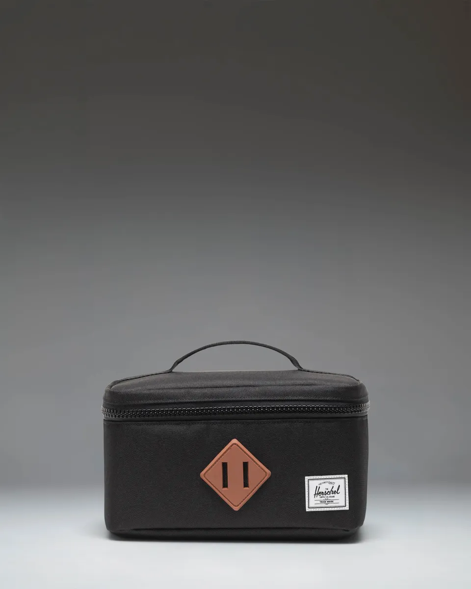 Herschel Heritage matboks Black isolert