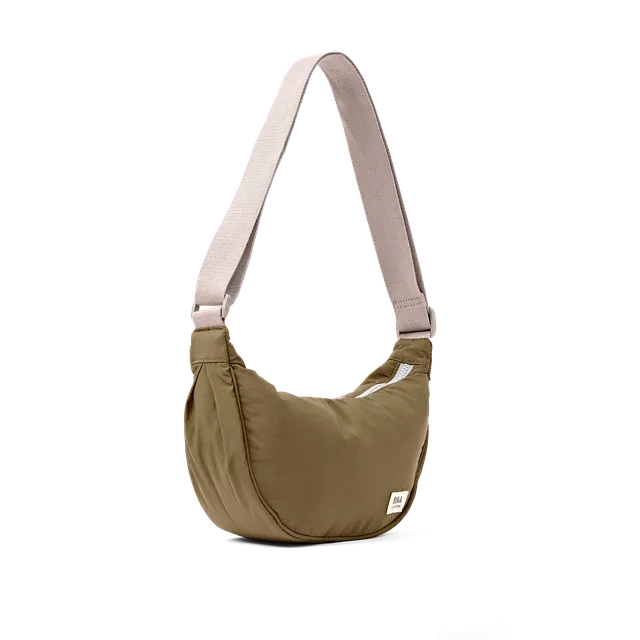 Roka London Farringdon Half Moon Bag veske Moss Small vattert