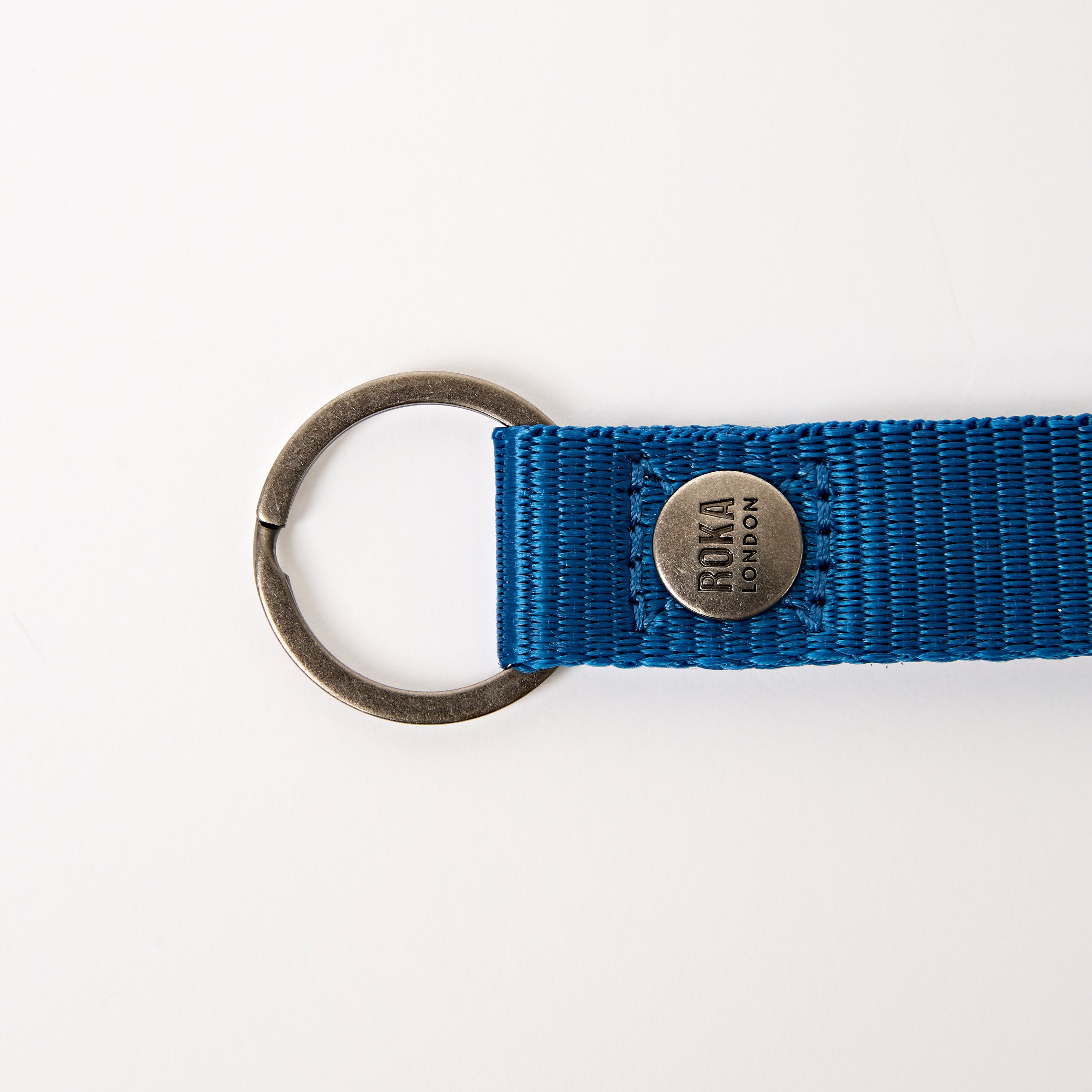 Roka London Portland nøkkelring malibu blue bomull