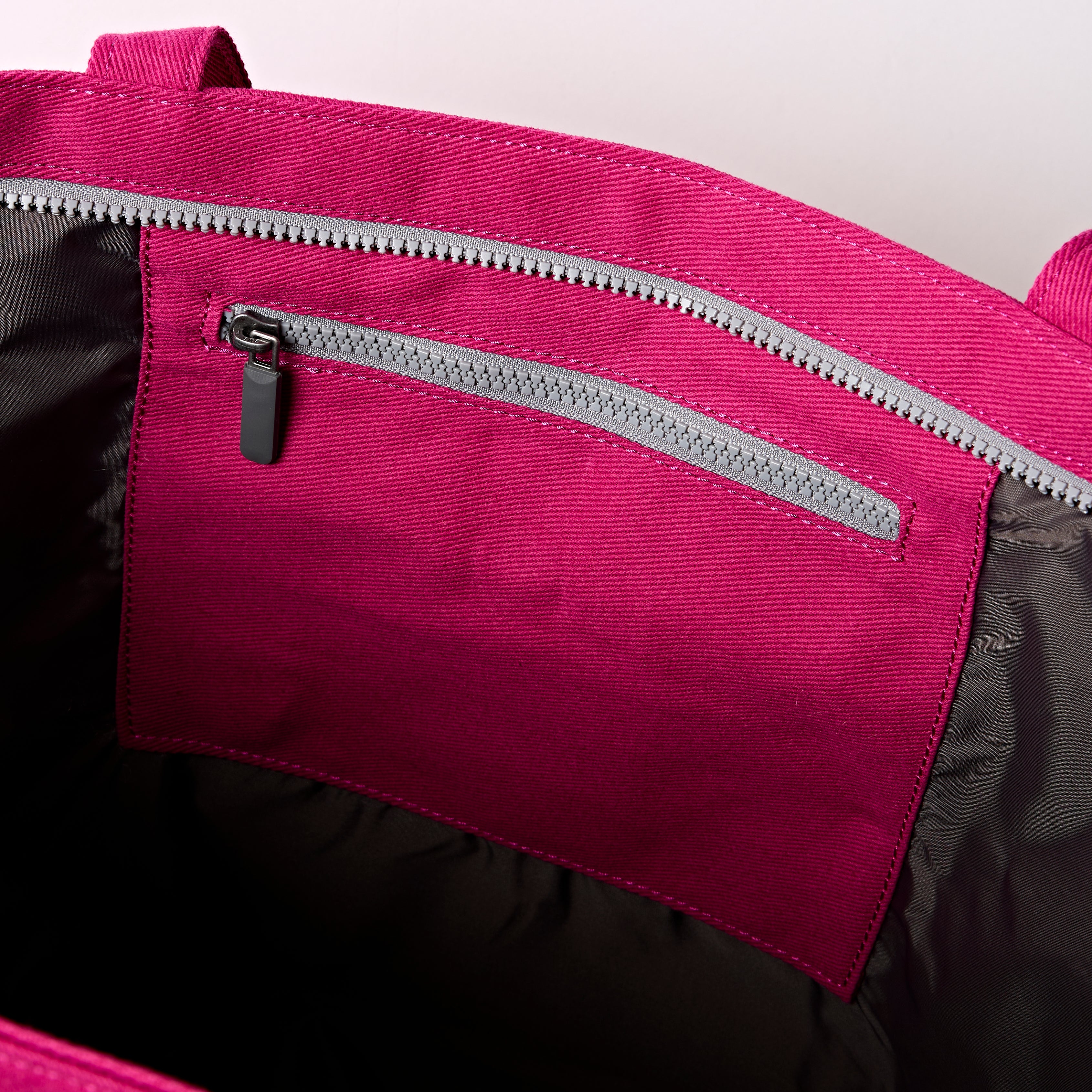 Roka London Portobello Tote veske granita red large 19,2 liter