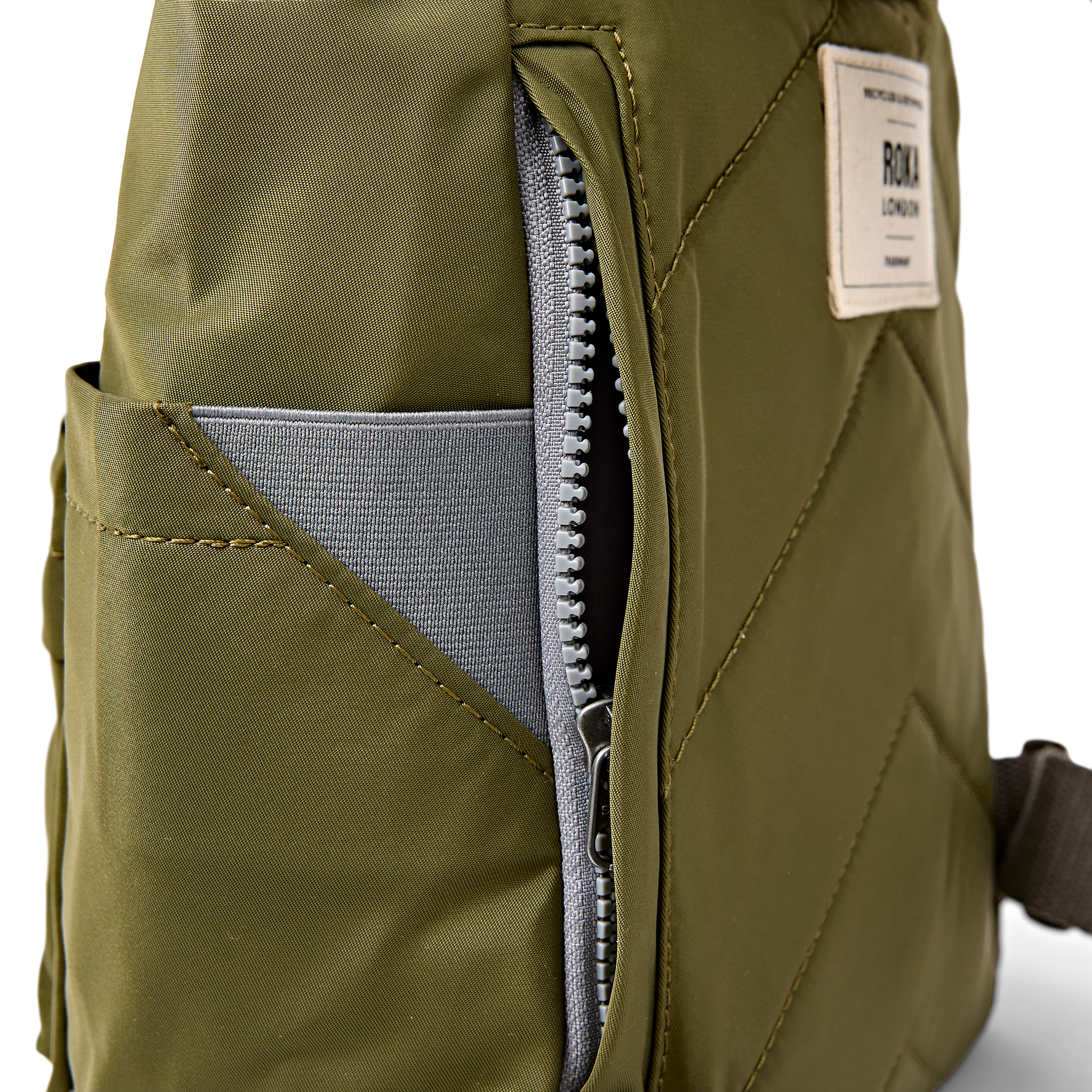 Roka London Canfield Roll Top ryggsekk Chive 16,4 liter