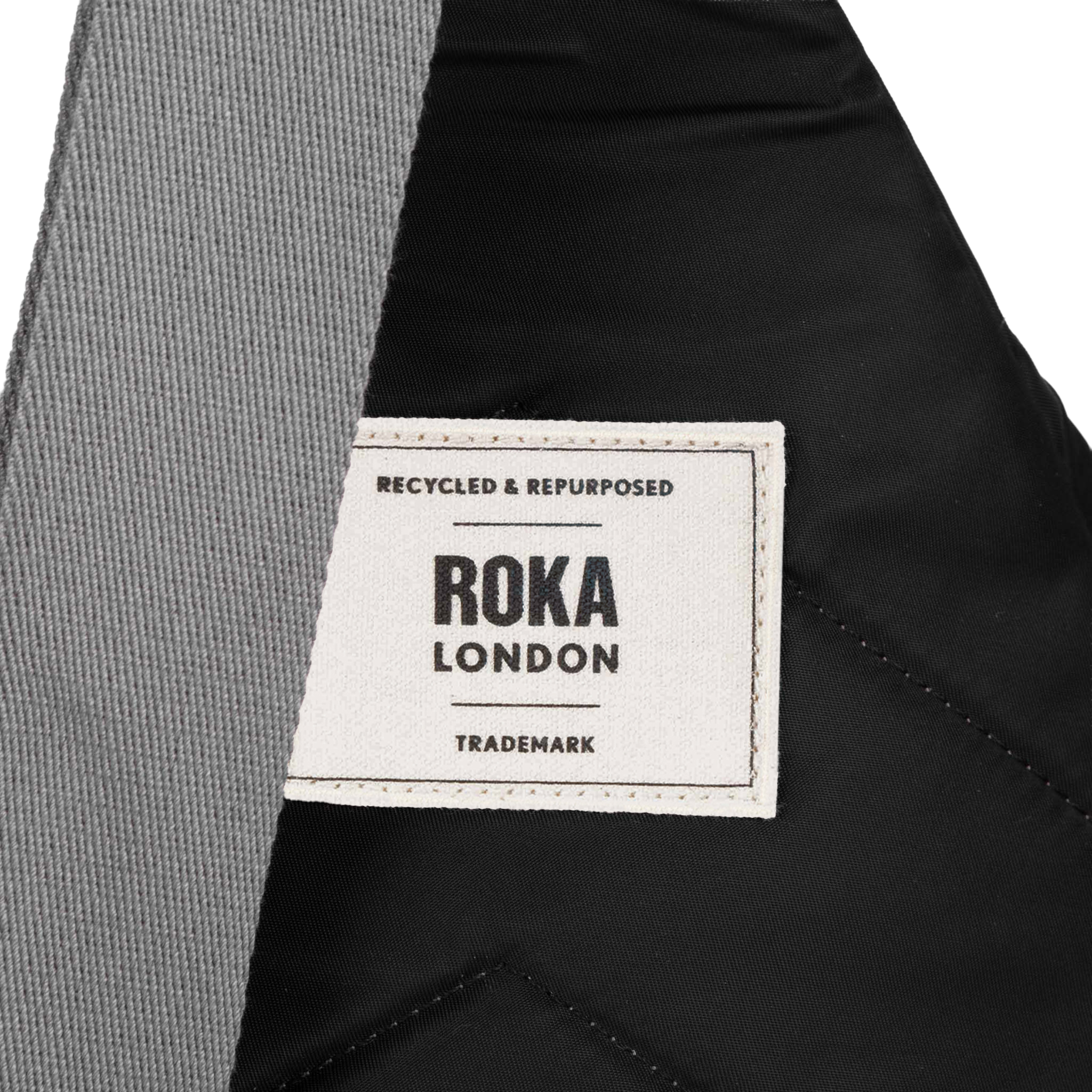 Roka London Willesden slingbag svart large 5 liter
