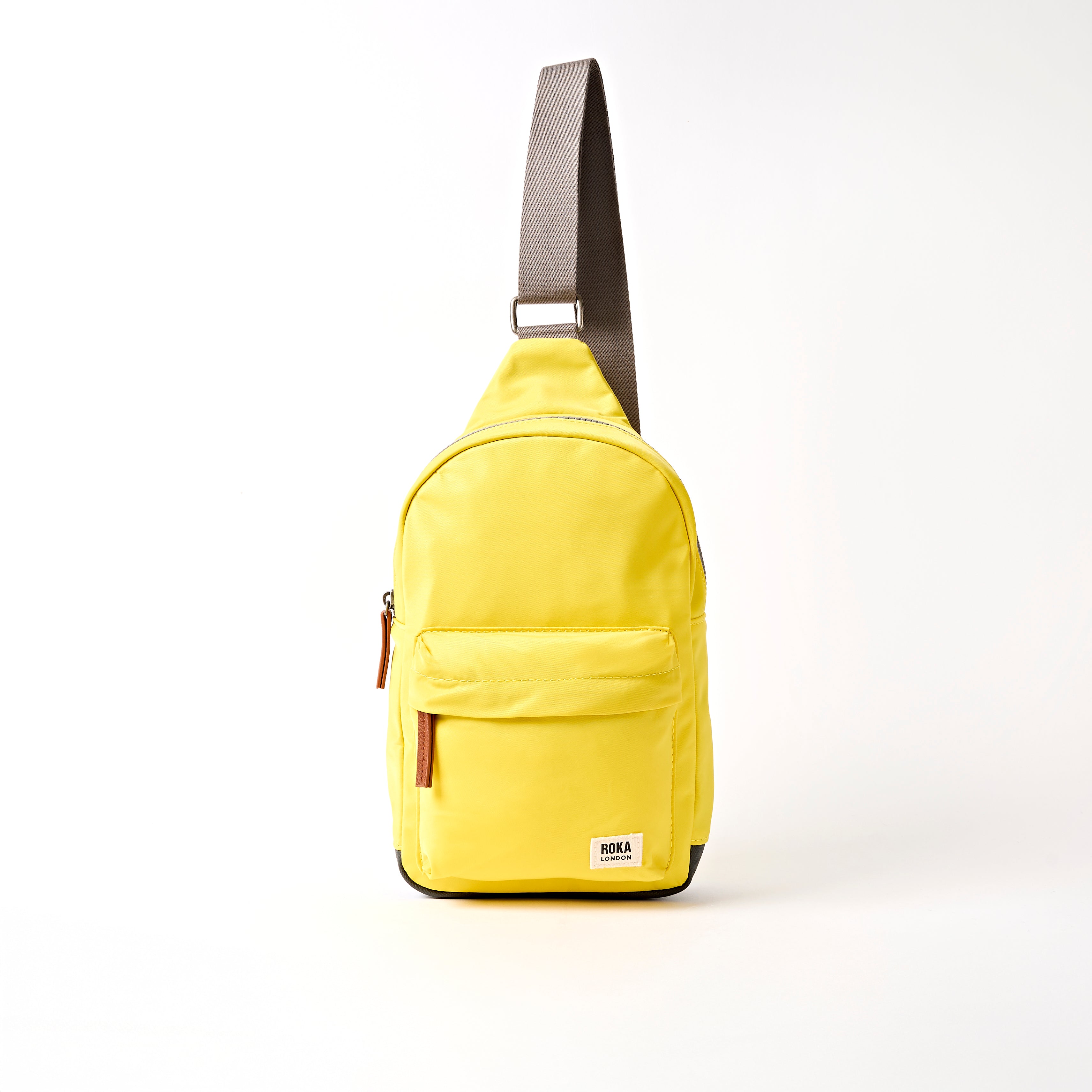 Roka London Willesden slingbag large 5 liter passion fruit