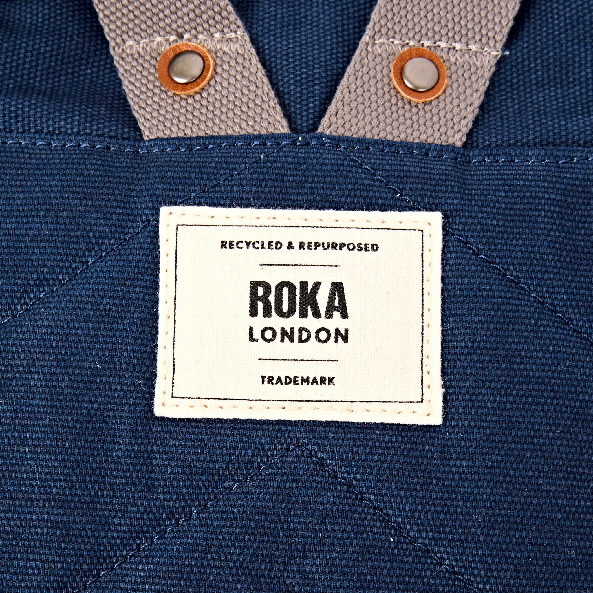 Roka London Hampton Backpack ryggsekk Admiral Small 9,2L