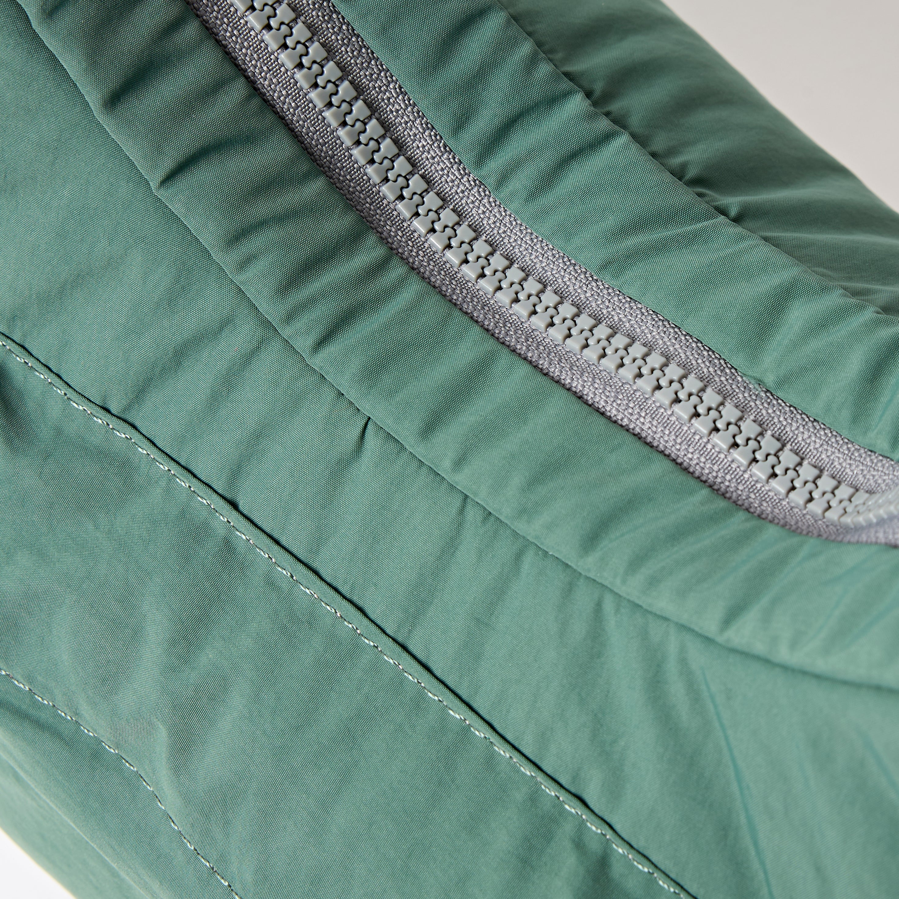 Roka London Belsize håndveske arctic 7 l puffy