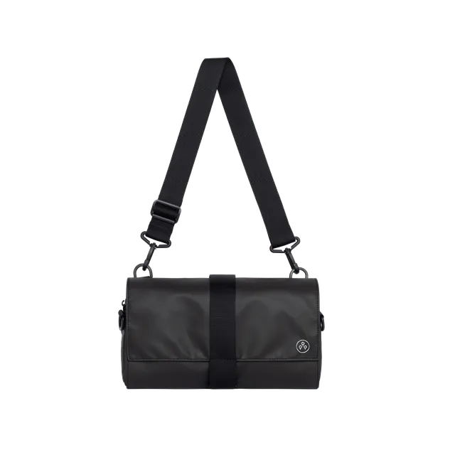 KIWEE Triangle Sling skulderveske svart 3L resirkulert