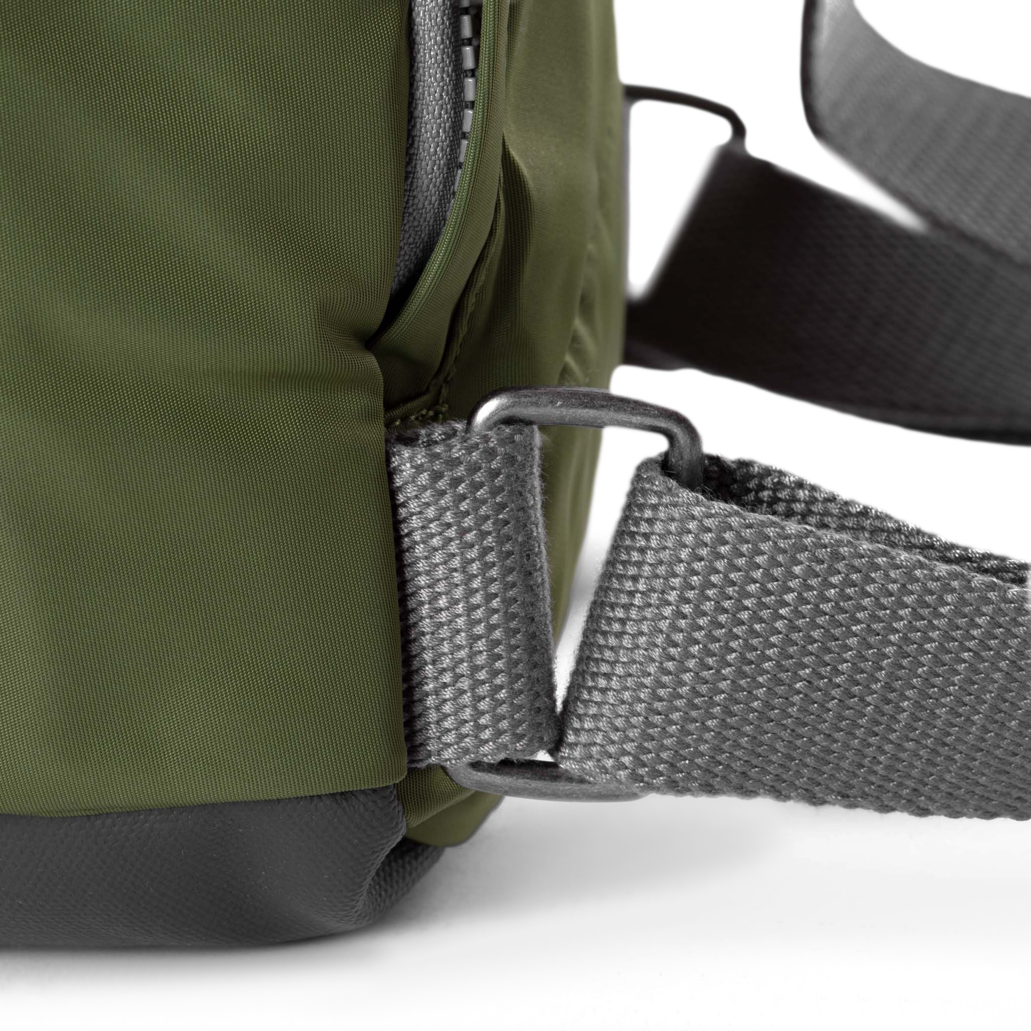 Roka London Canfield roll top ryggsekk avocado