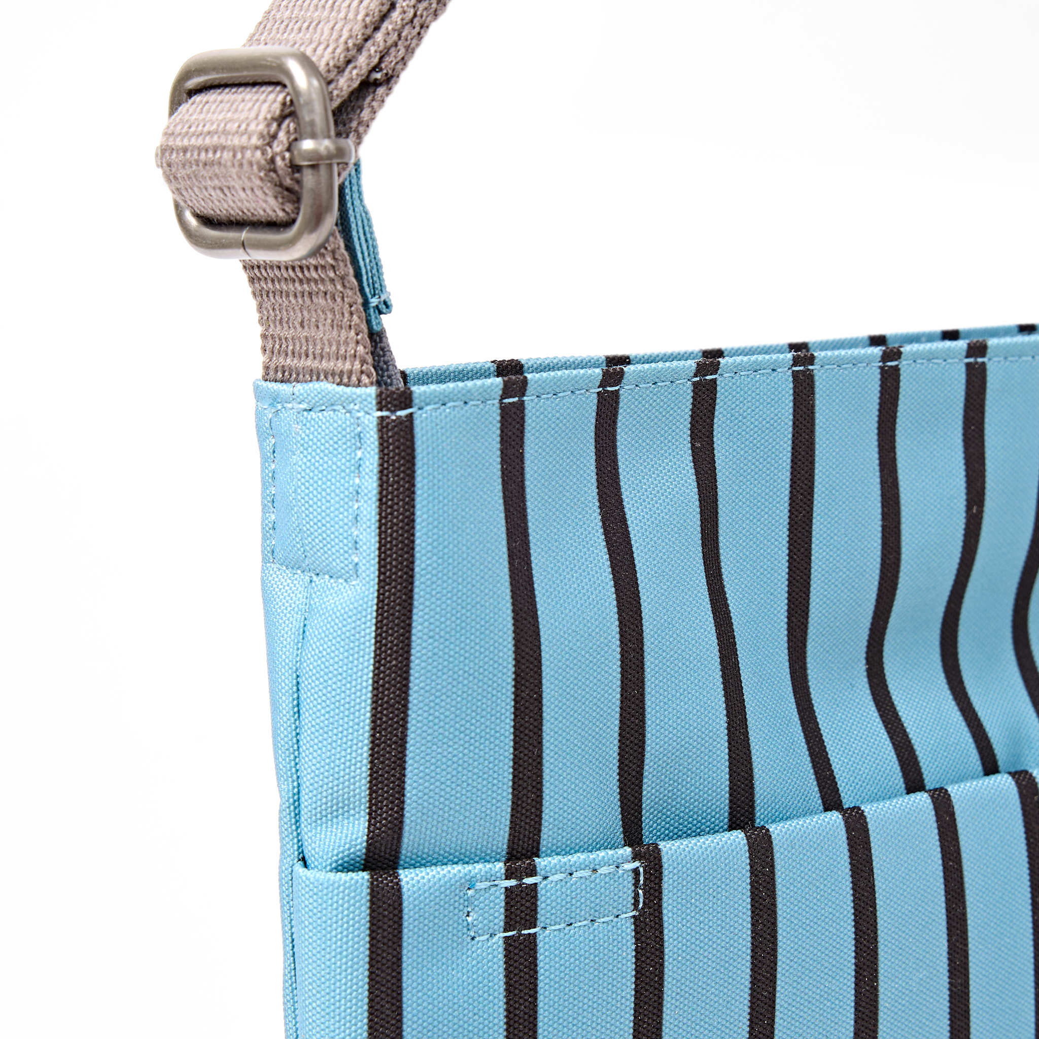 Roka London Kennington skulderveske medium blå stripe