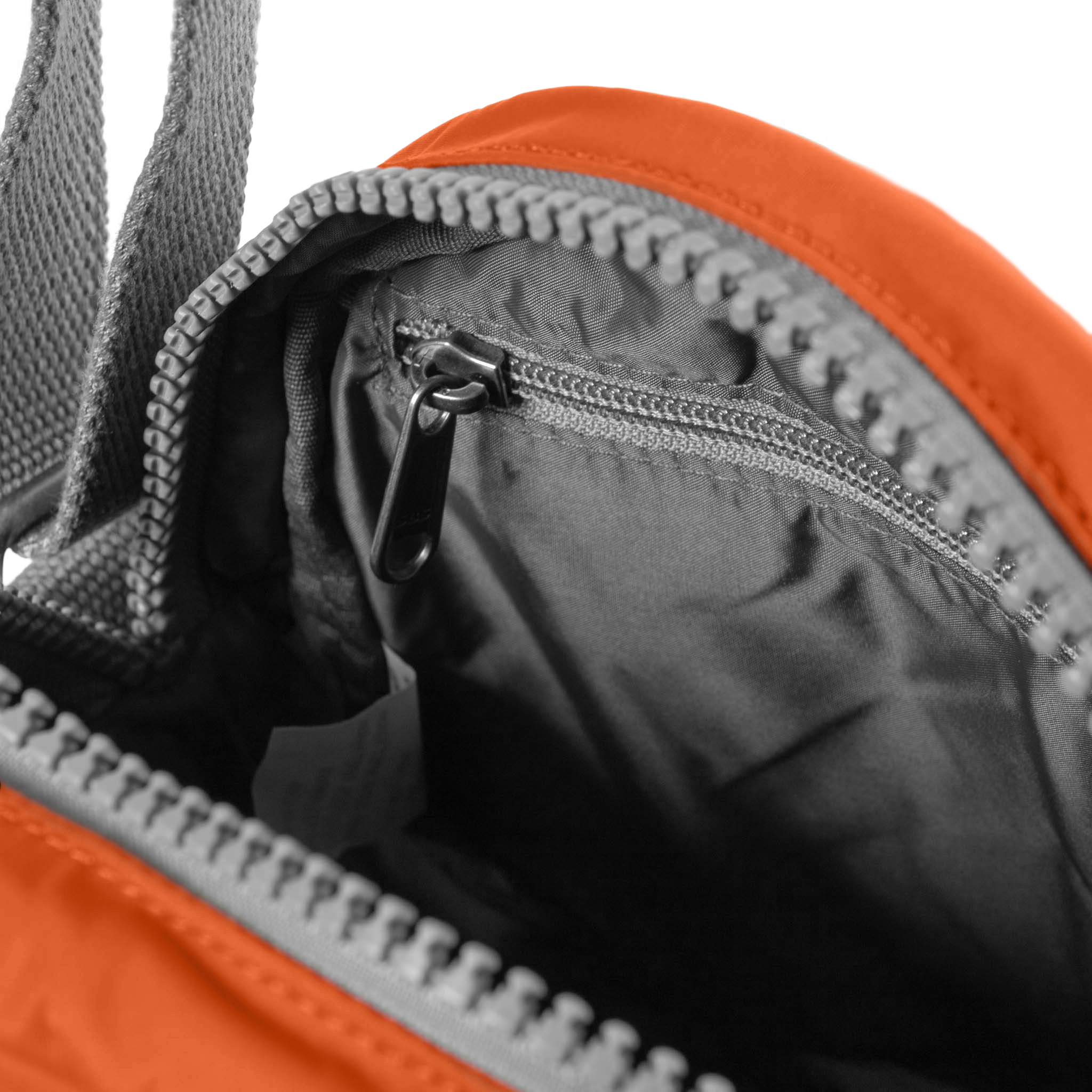 Roka London Paddington Small skulderveske Burnt Orange