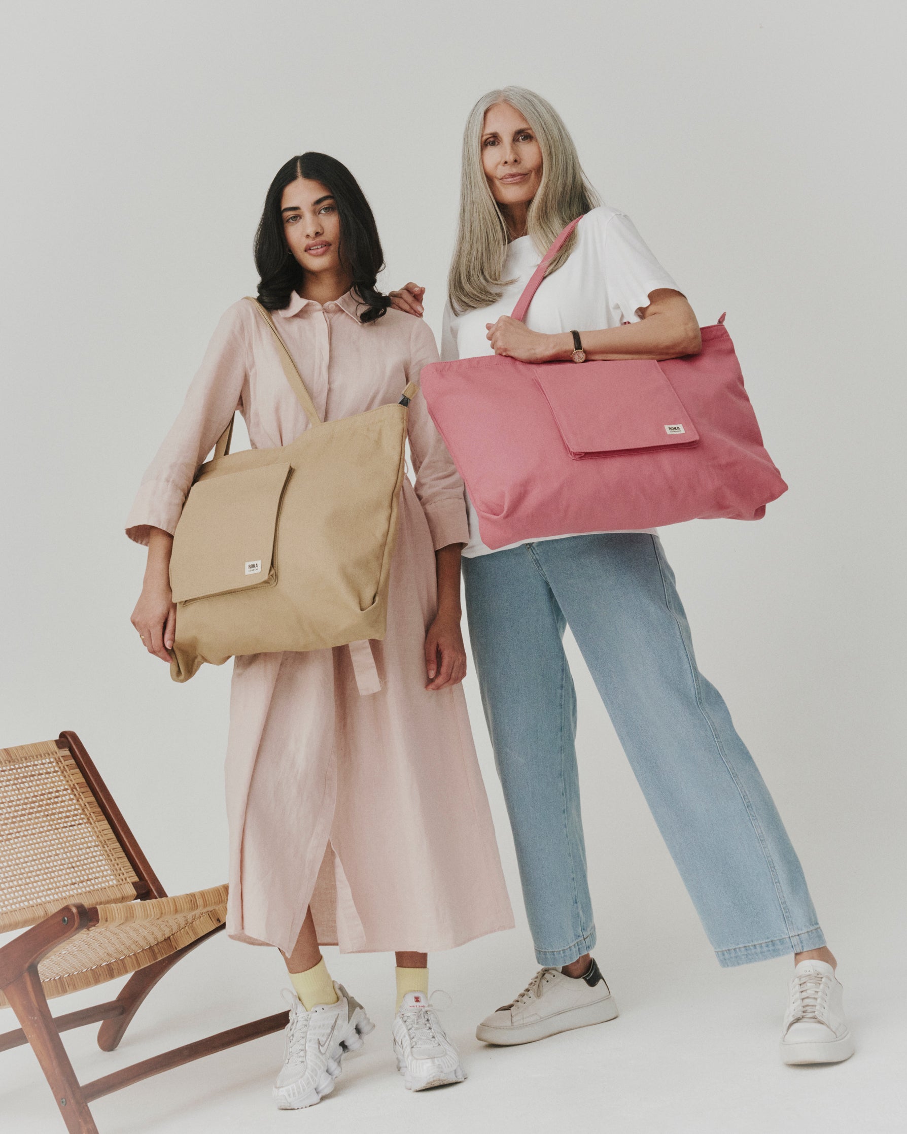 Roka London Portobello tote crimson 19 liter