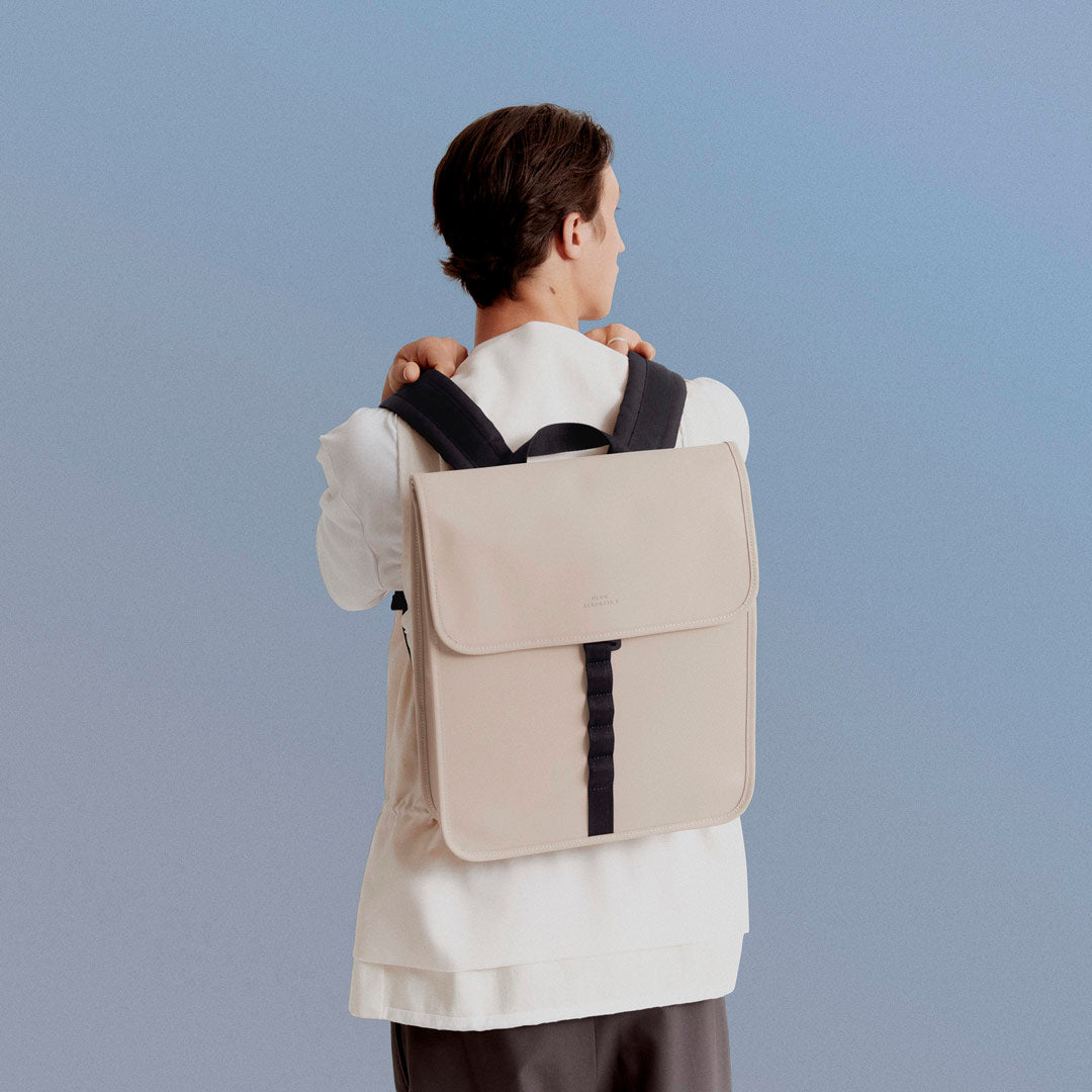 Ucon Acrobatics Kumo Flap-Top ryggsekk dusty blue klaff