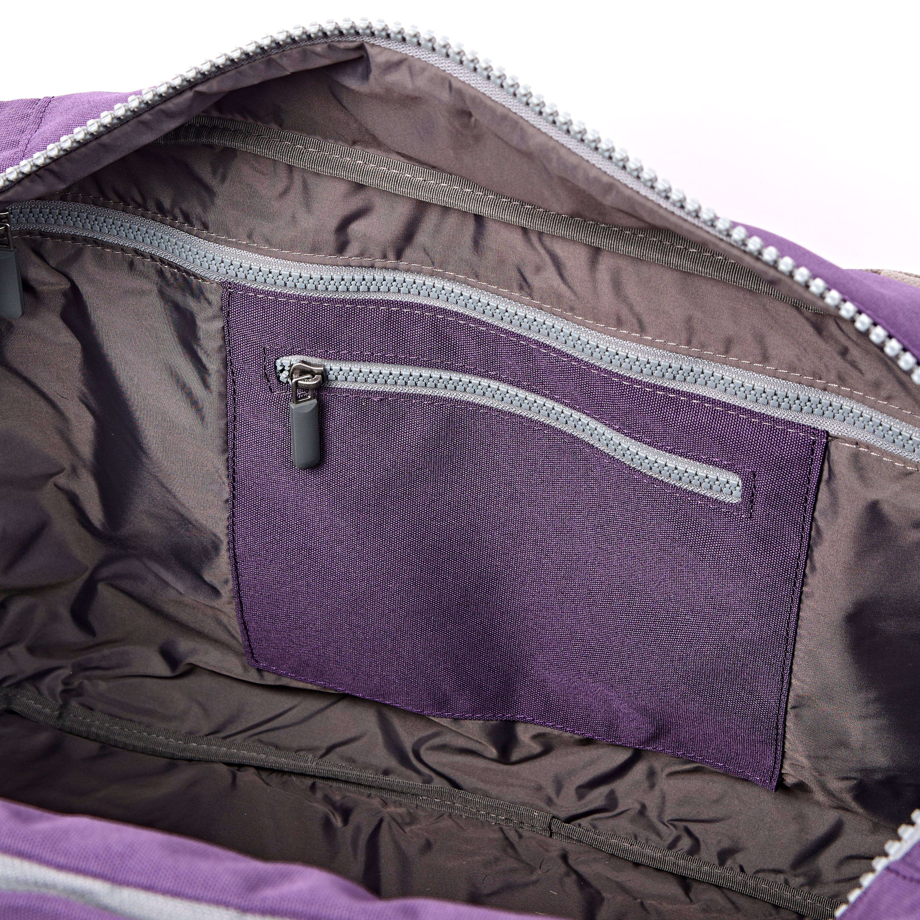 Roka London Gatwick Grape duffelbag Medium laptop 17"