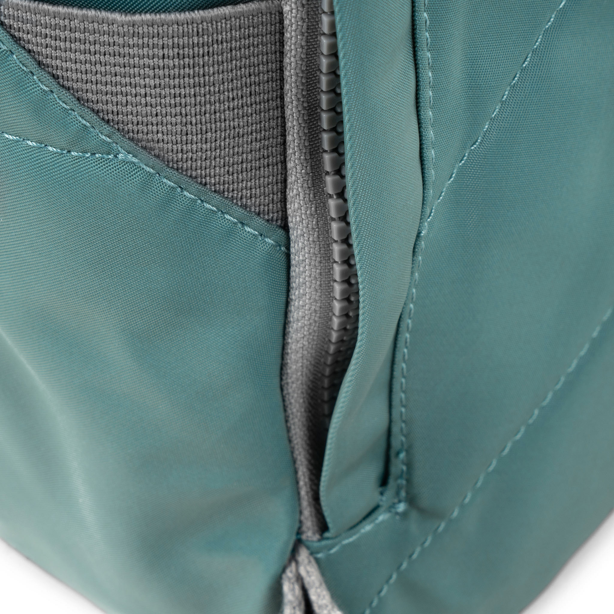 Roka Canfield ryggsekk Medium 16,4 liter grønn