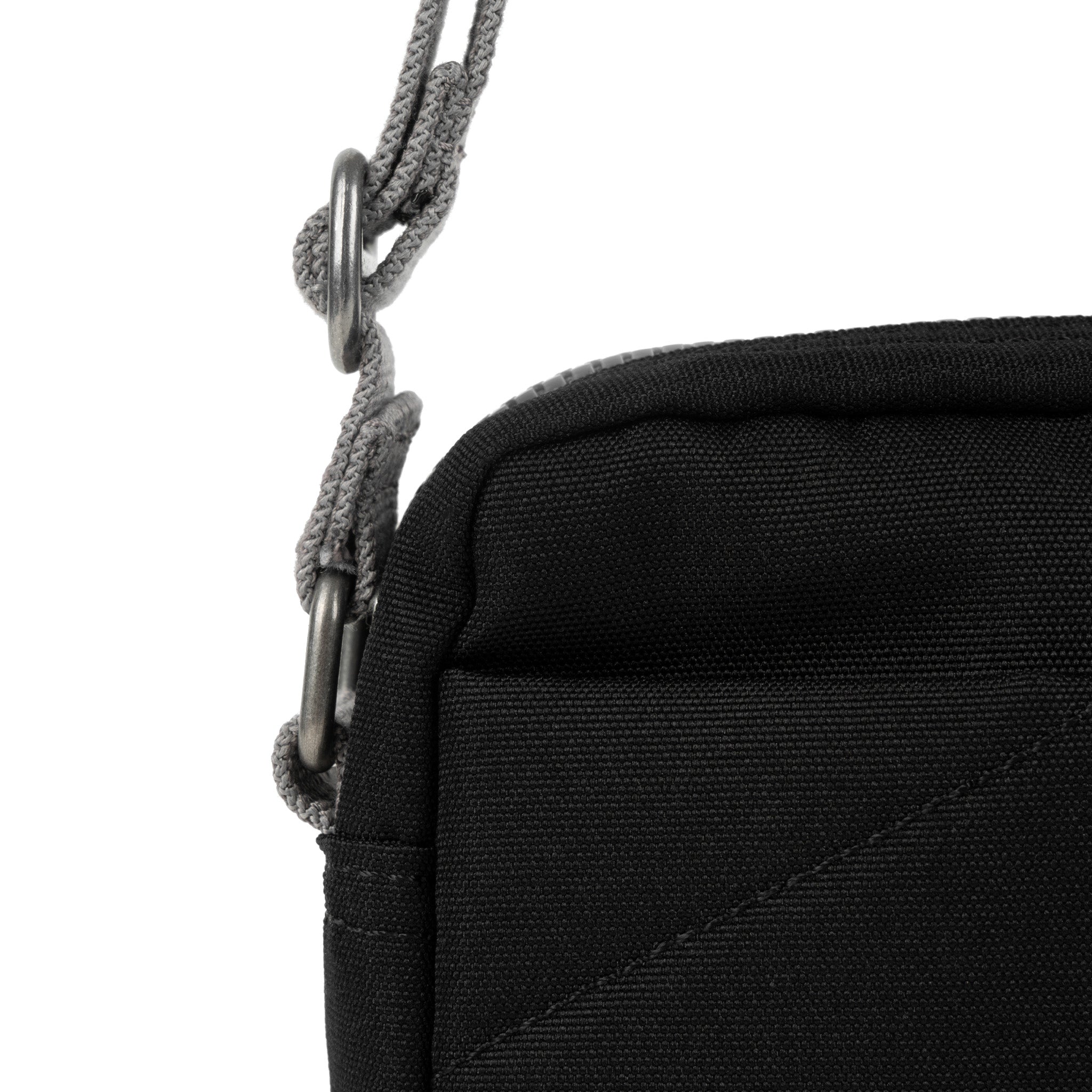 Roka London Bond skulderveske Small Ash 1,5 liter