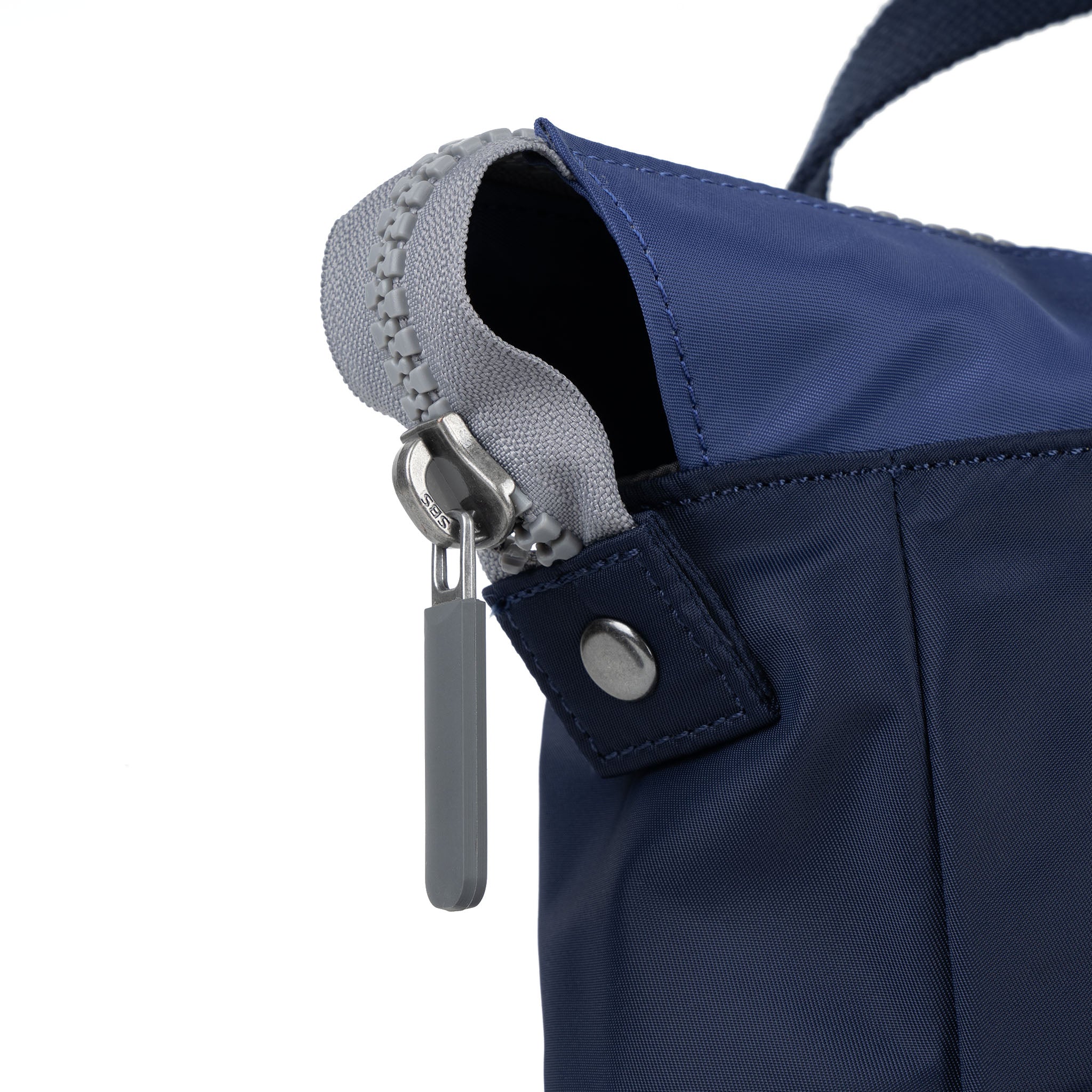 Roka London Bantry Small ryggsekk 7,4 liter indigo
