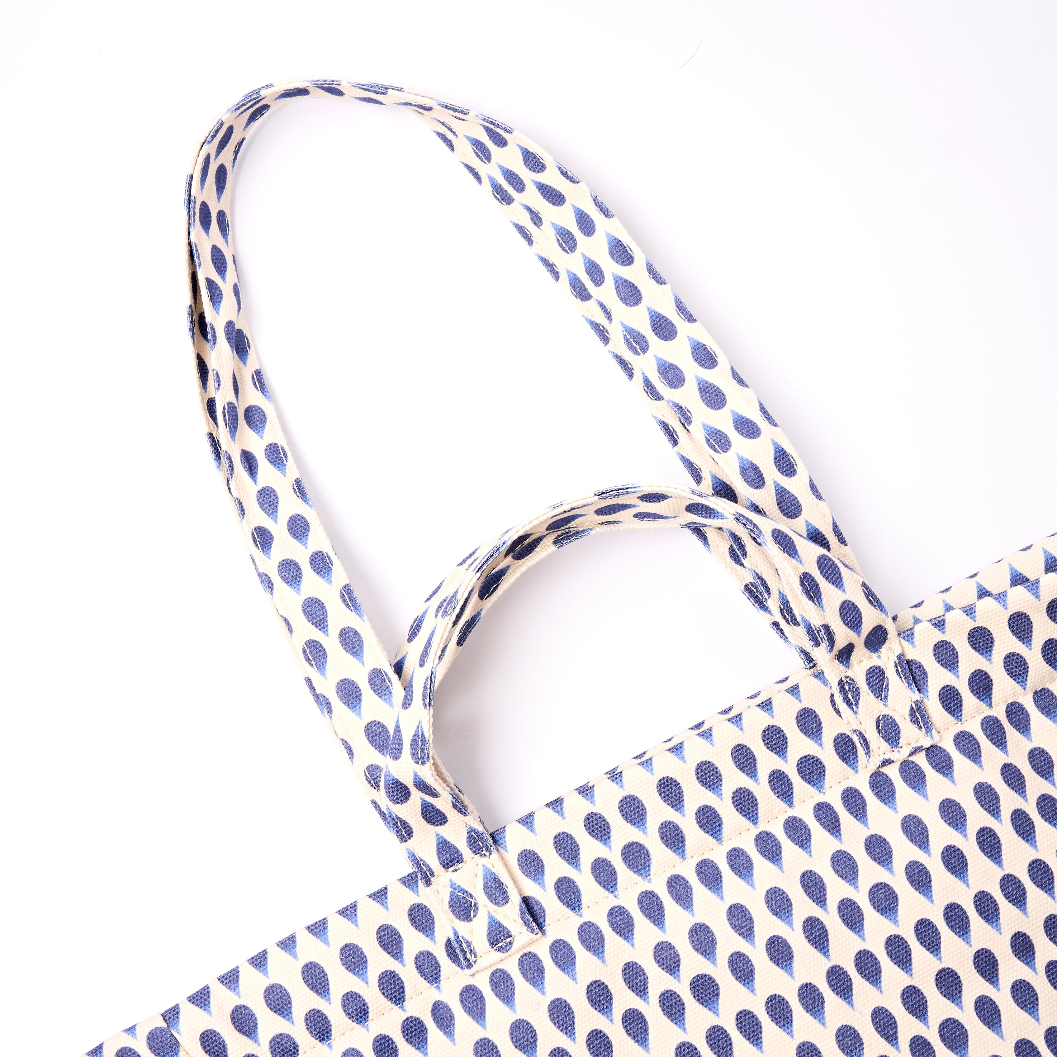 Roka London Marylebone Denim Rain Indigo totebag large 43 liter