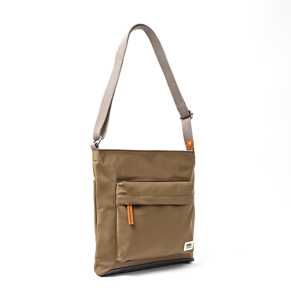 Roka London Kennington skulderveske Army 2,7 liter nylon